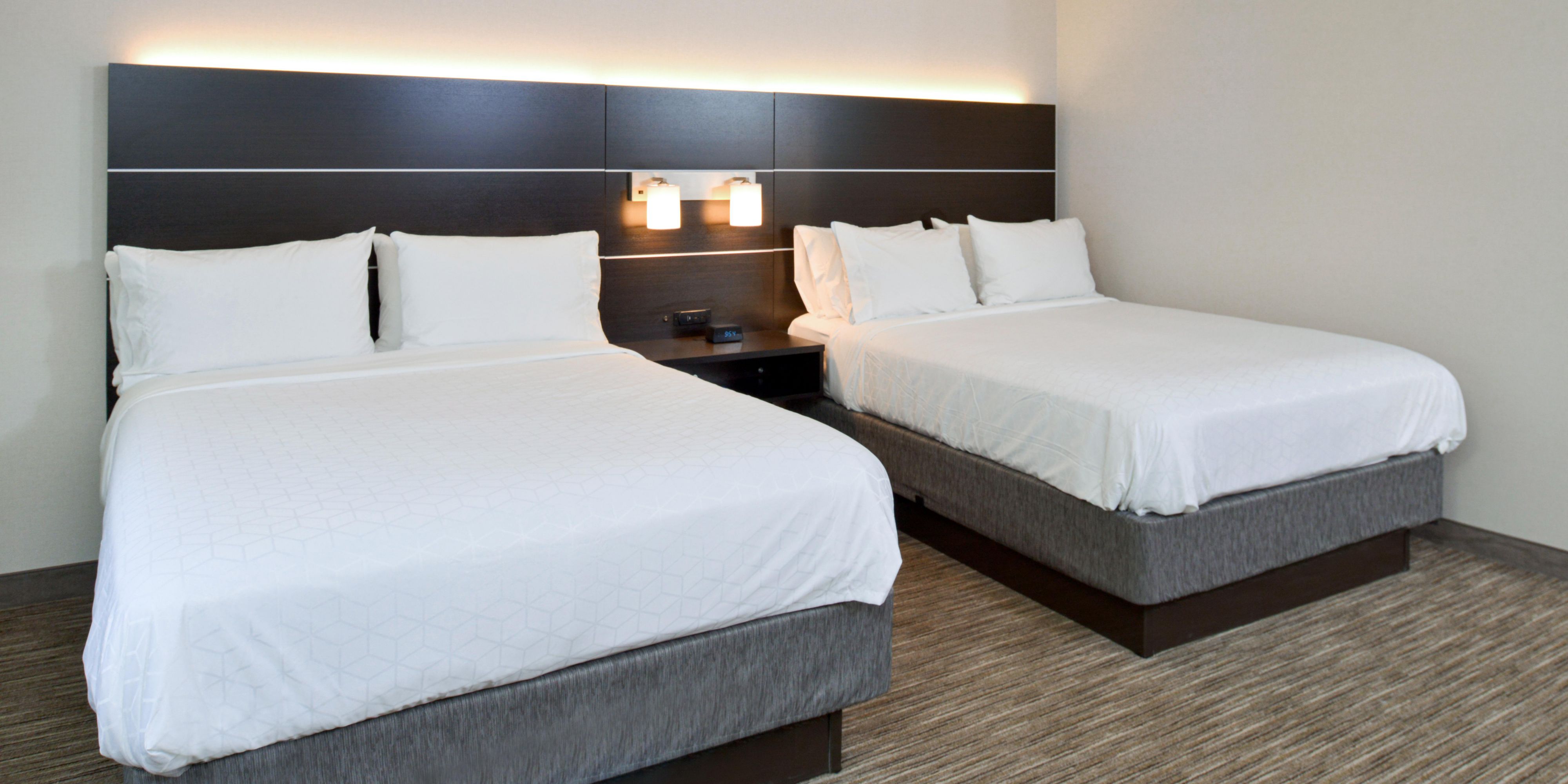 Wixom Hotels Near Suburban Collection Showplace Holiday Inn