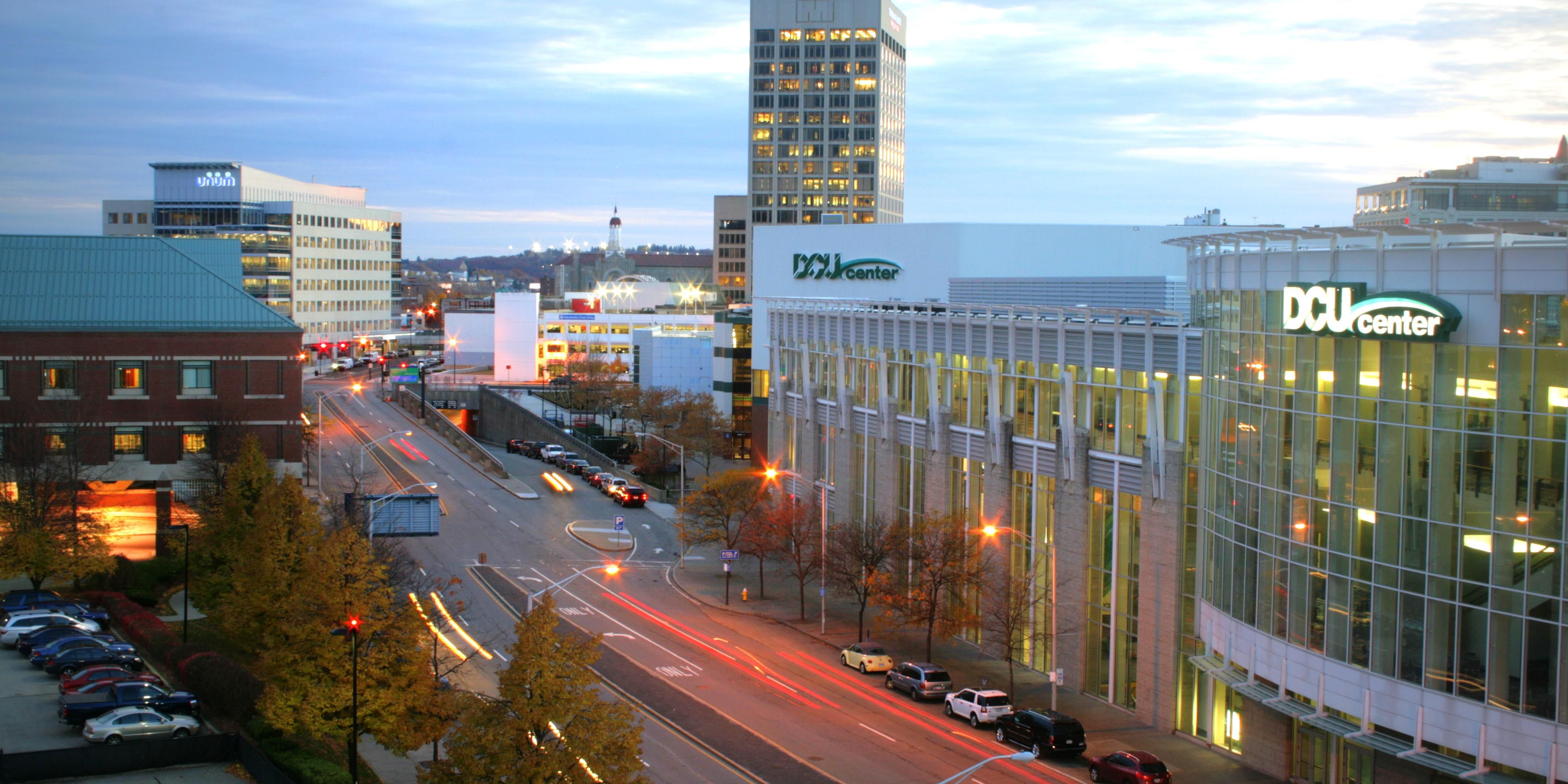 Hotels In Worcester Ma Near Dcu Center Holiday Inn Express