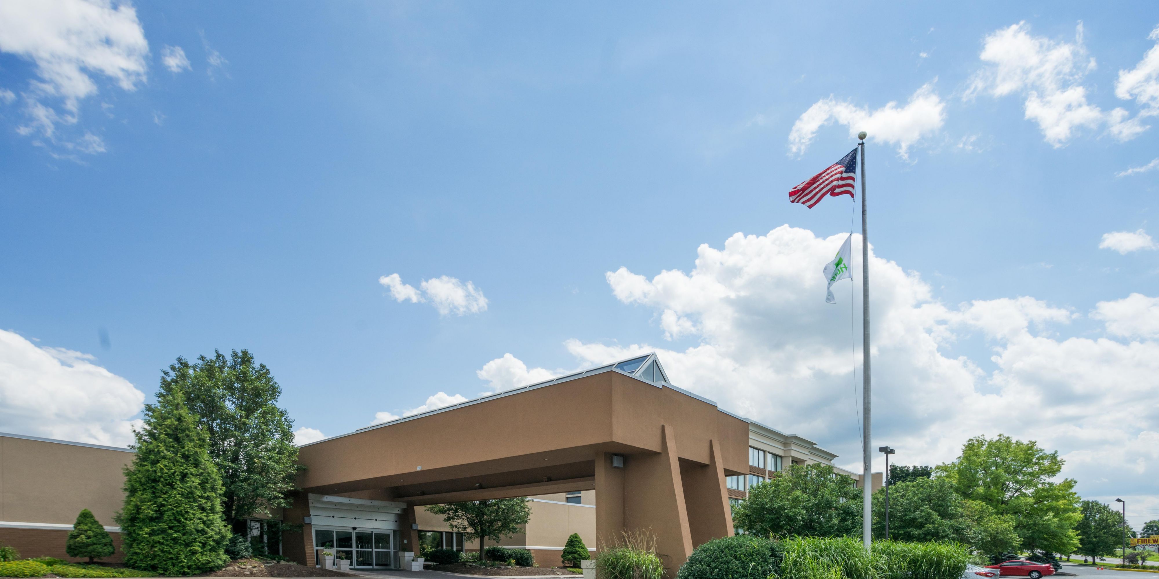 Pet Friendly Hotels Near Hershey Park Pa Holiday Inn Harrisburg