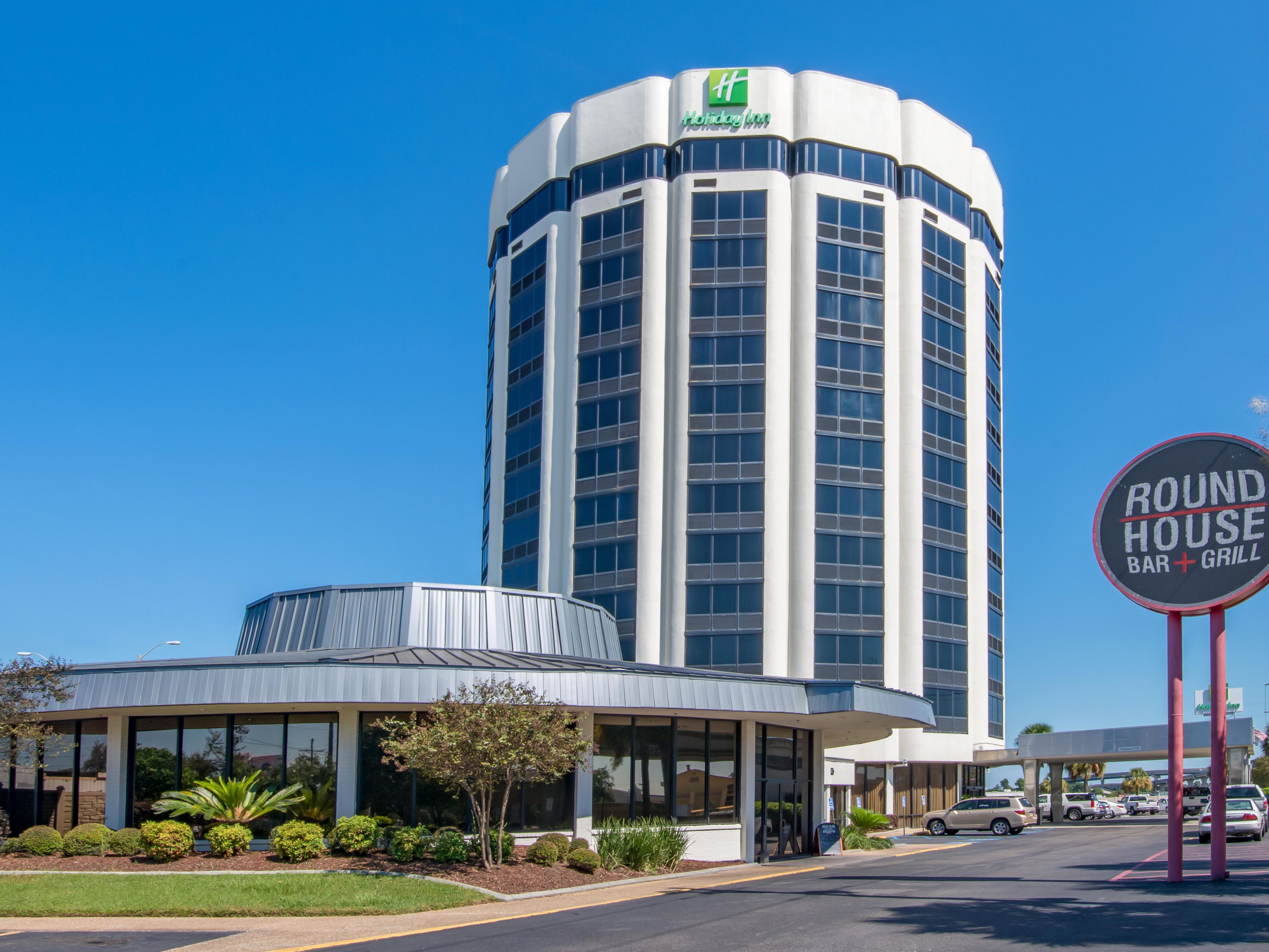 New Orleans Hotels Gretna  Holiday Inn New Orleans West Bank Tower