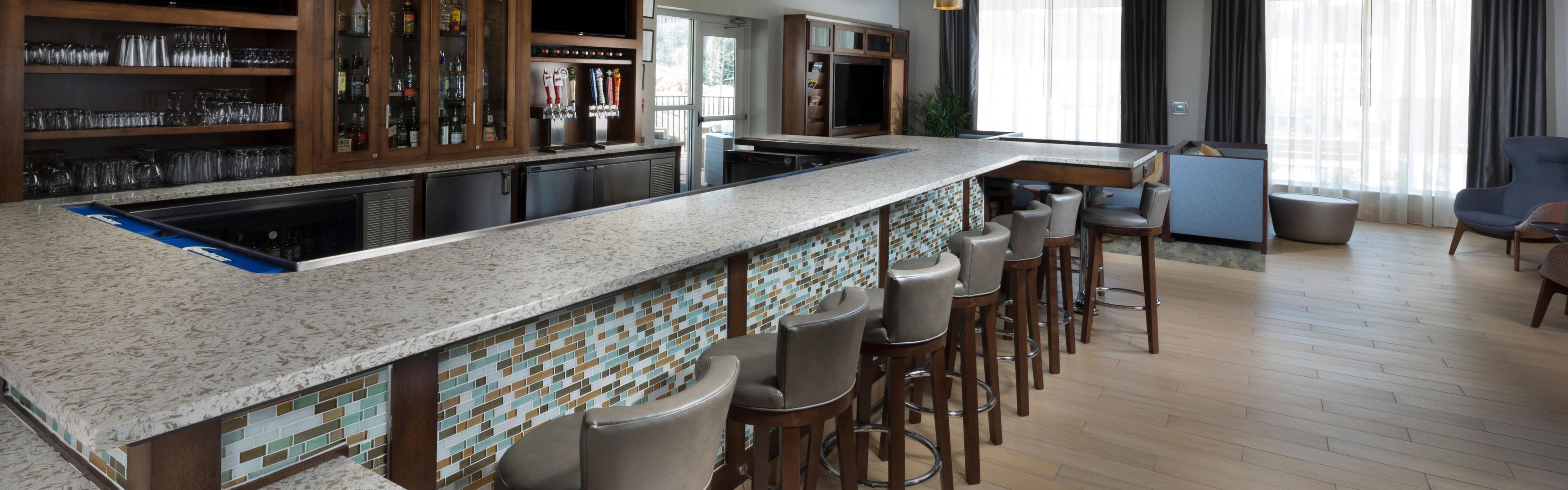 Restaurants Near Holiday Inn Hotel Suites Asheville Biltmore Vlg Area