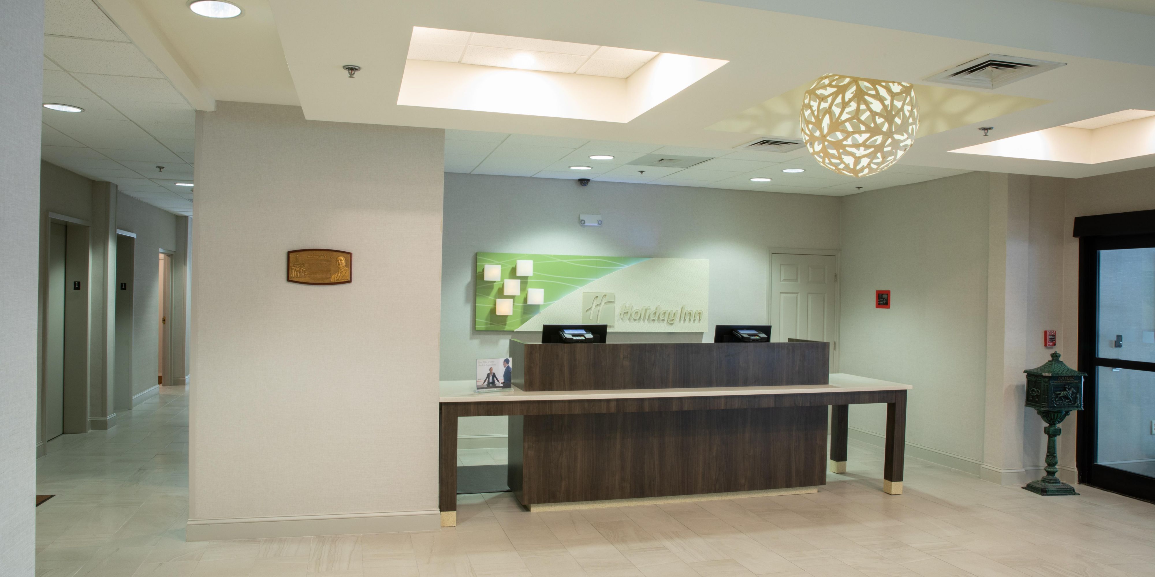 Holiday Inn Hotel Suites Raleigh Cary I 40 Walnut St Hotel By Ihg