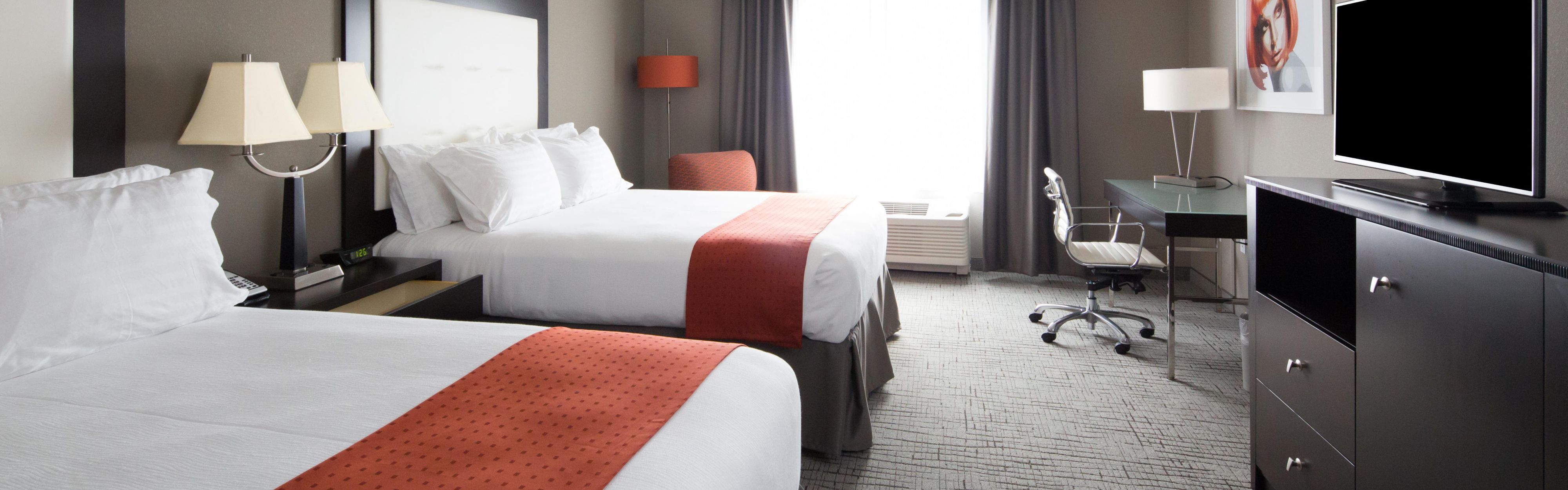 Holiday Inn Hotel Suites Davenport Room Pictures Amenities