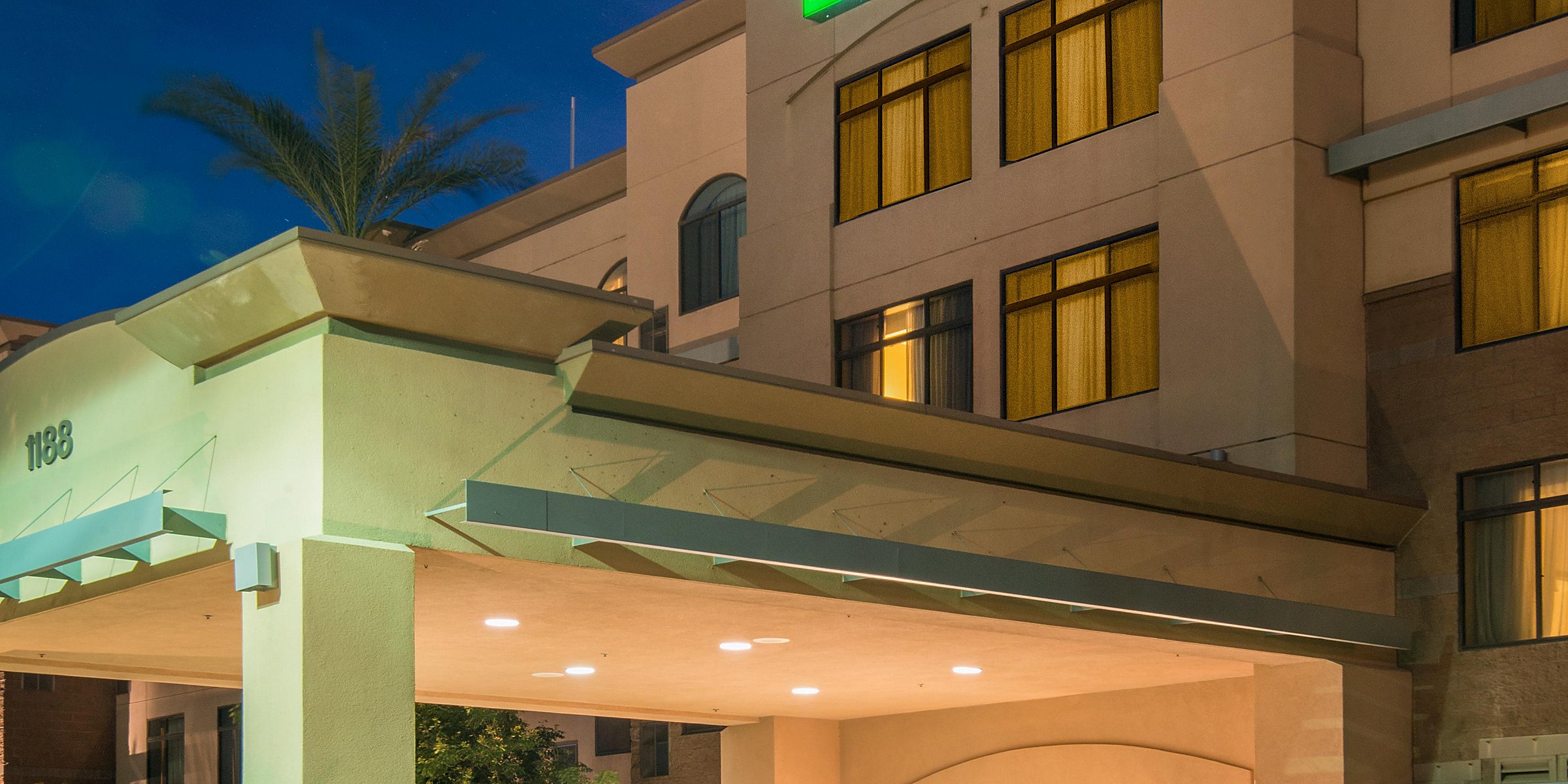 Goodyear Hotels Near Luke Afb Holiday Inn Suites Goodyear