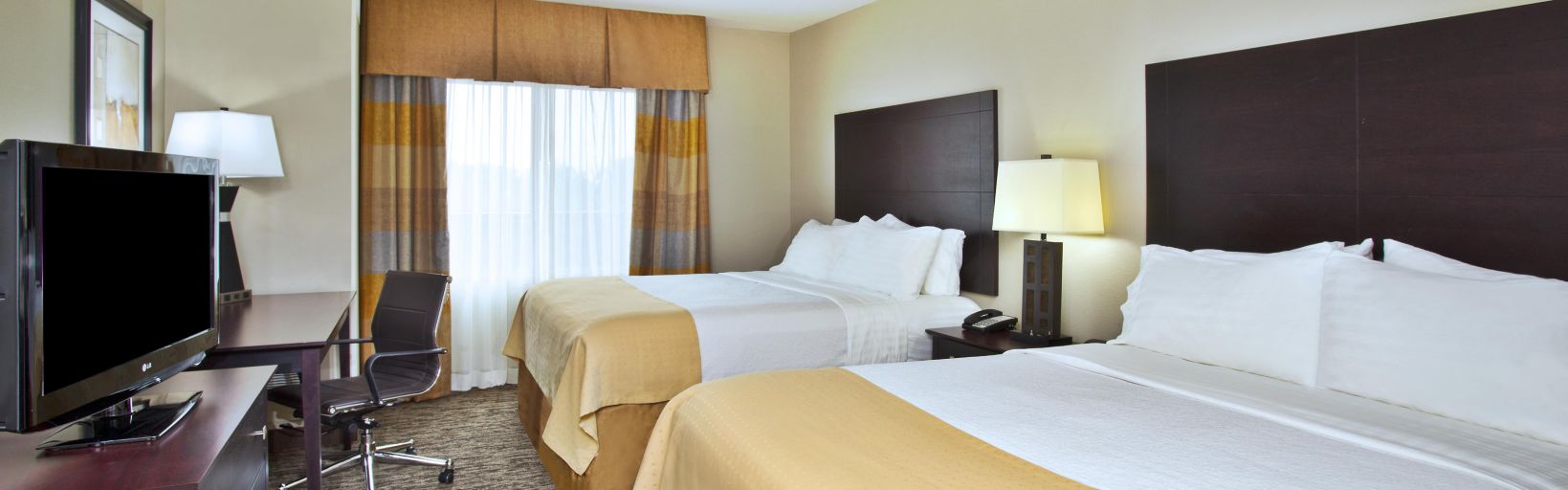 Holiday Inn Hotel Suites Green Bay Stadium Room Pictures