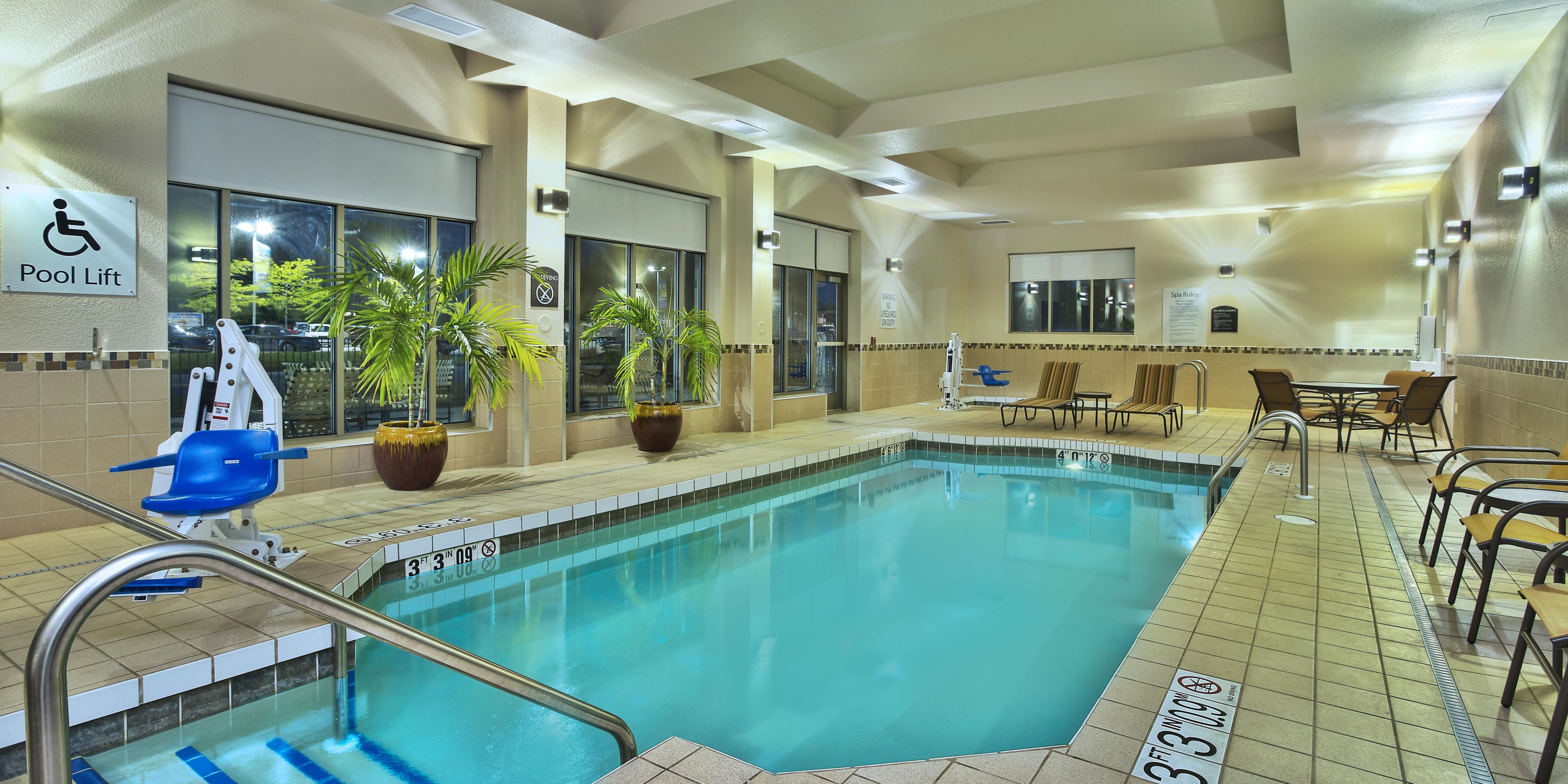 Holiday Inn Hotel Suites Green Bay Stadium Hotel By Ihg