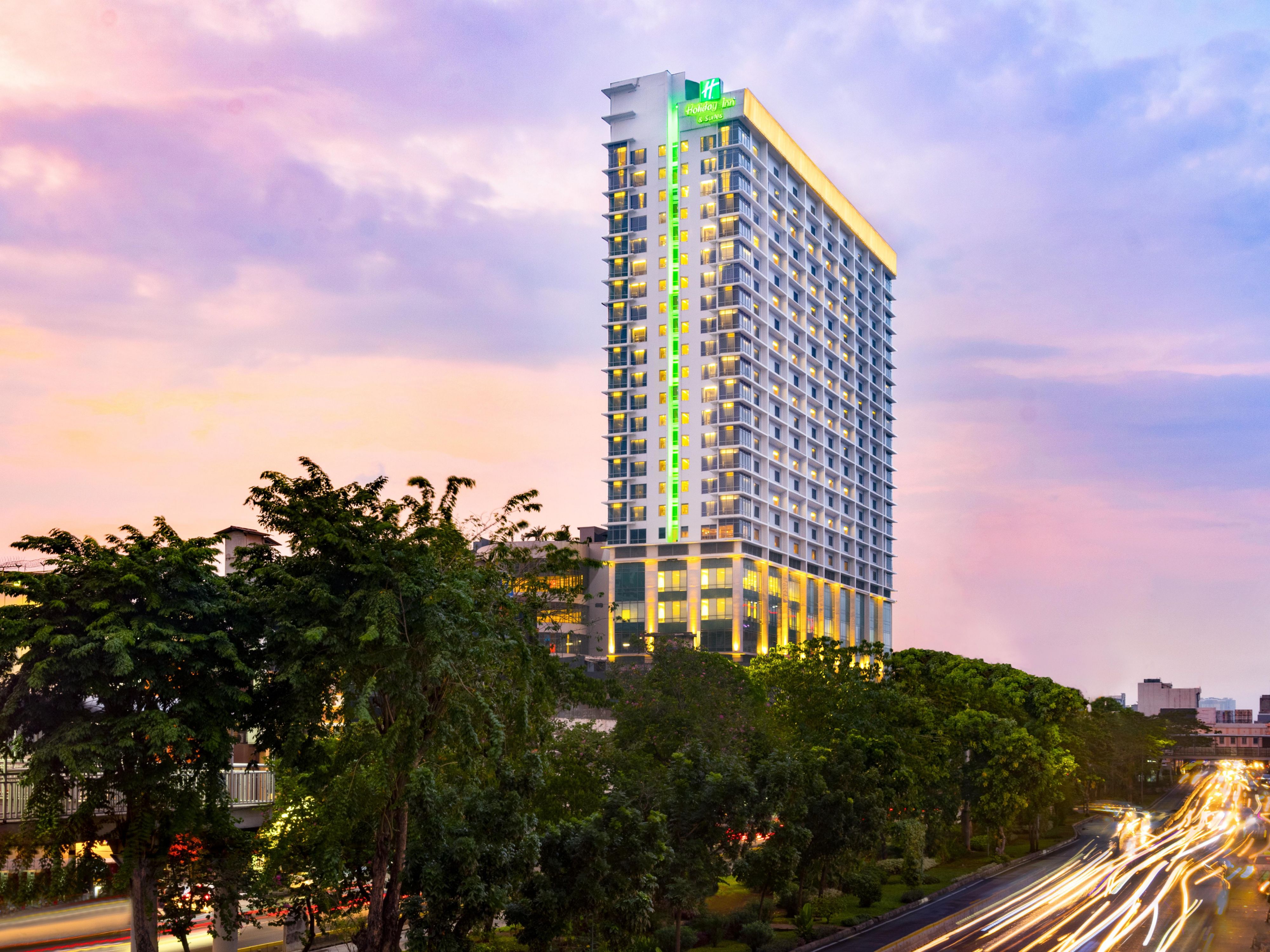 Holiday Inn Jakarta Pusat Hotels | Holiday Inn Hotel & Suites Jakarta