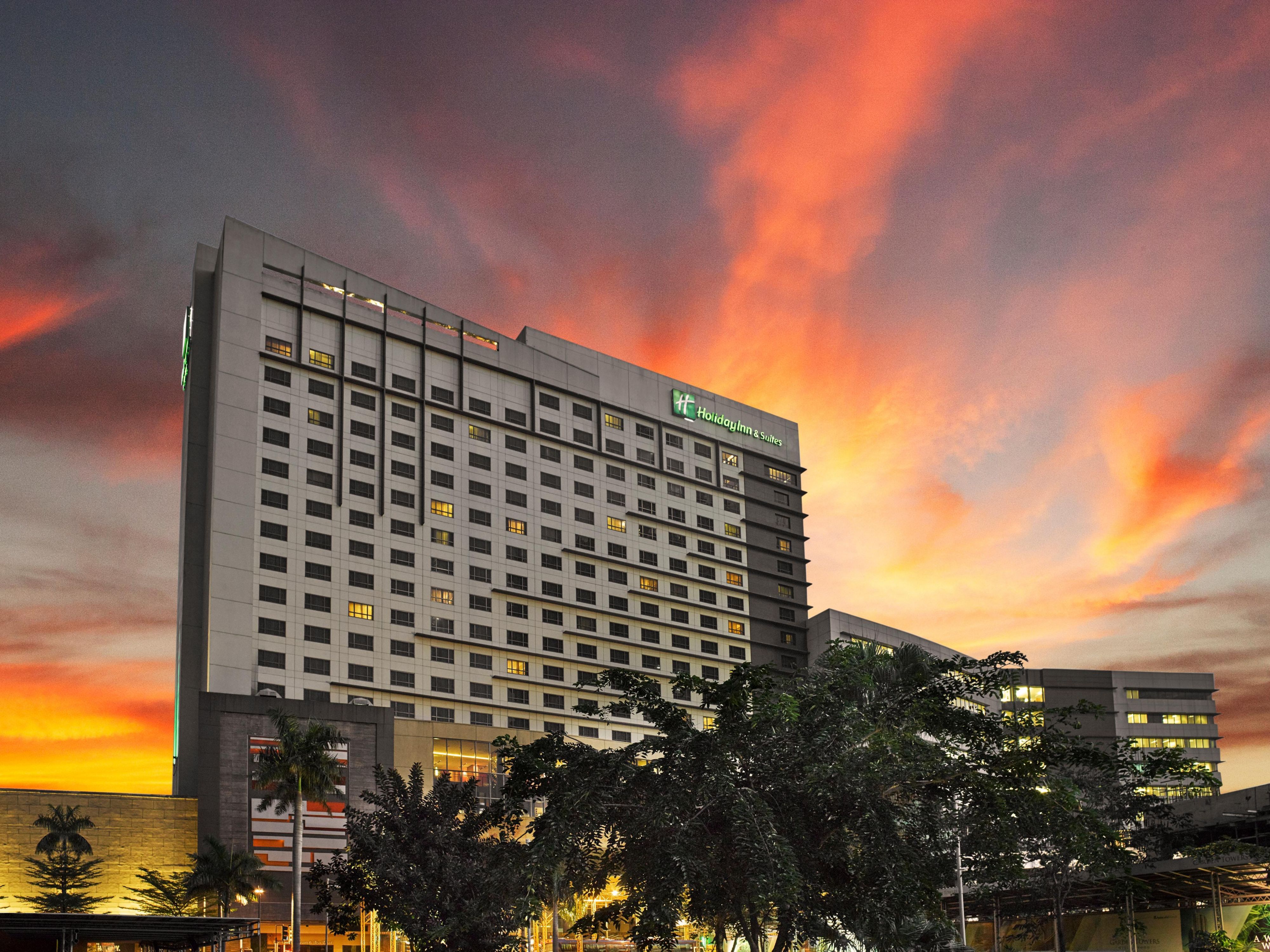 Holiday Inn Hotel & Suites Makati Hotel by IHG