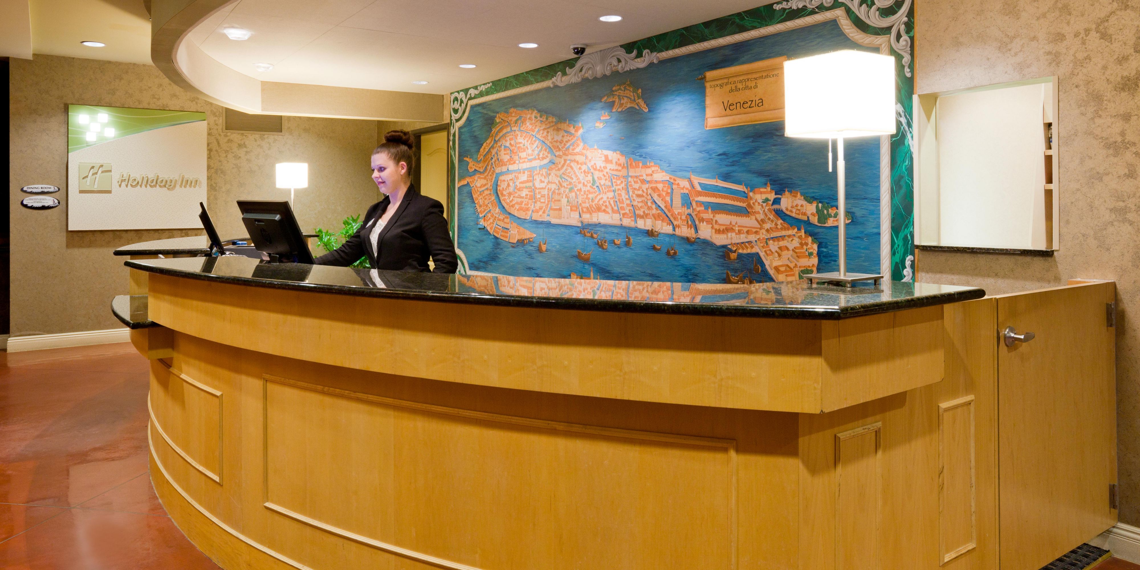 Maple Grove Mn Waterpark Hotels Holiday Inn Suites Maple