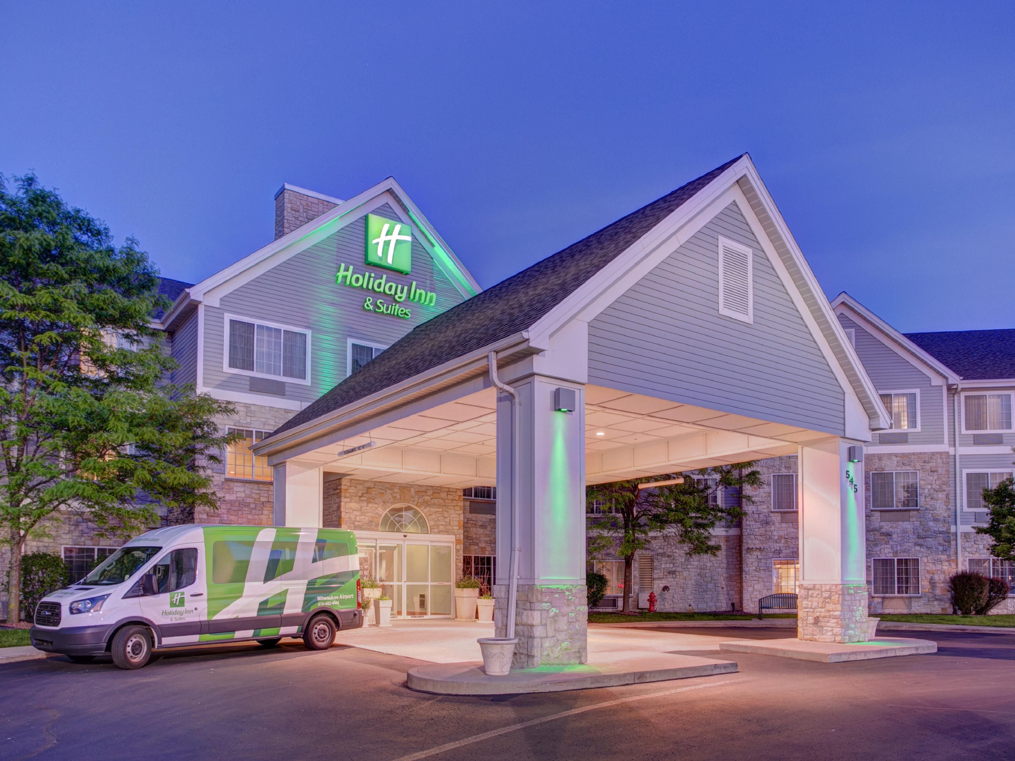 Holiday Inn Milwaukee Airport: Your Gateway to Convenience and Comfort