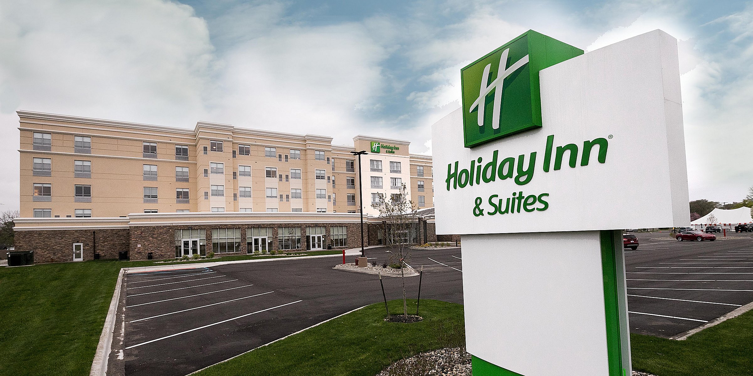 Hotels In Mt Pleasant Mi Holiday Inn Suites Mount Pleasant