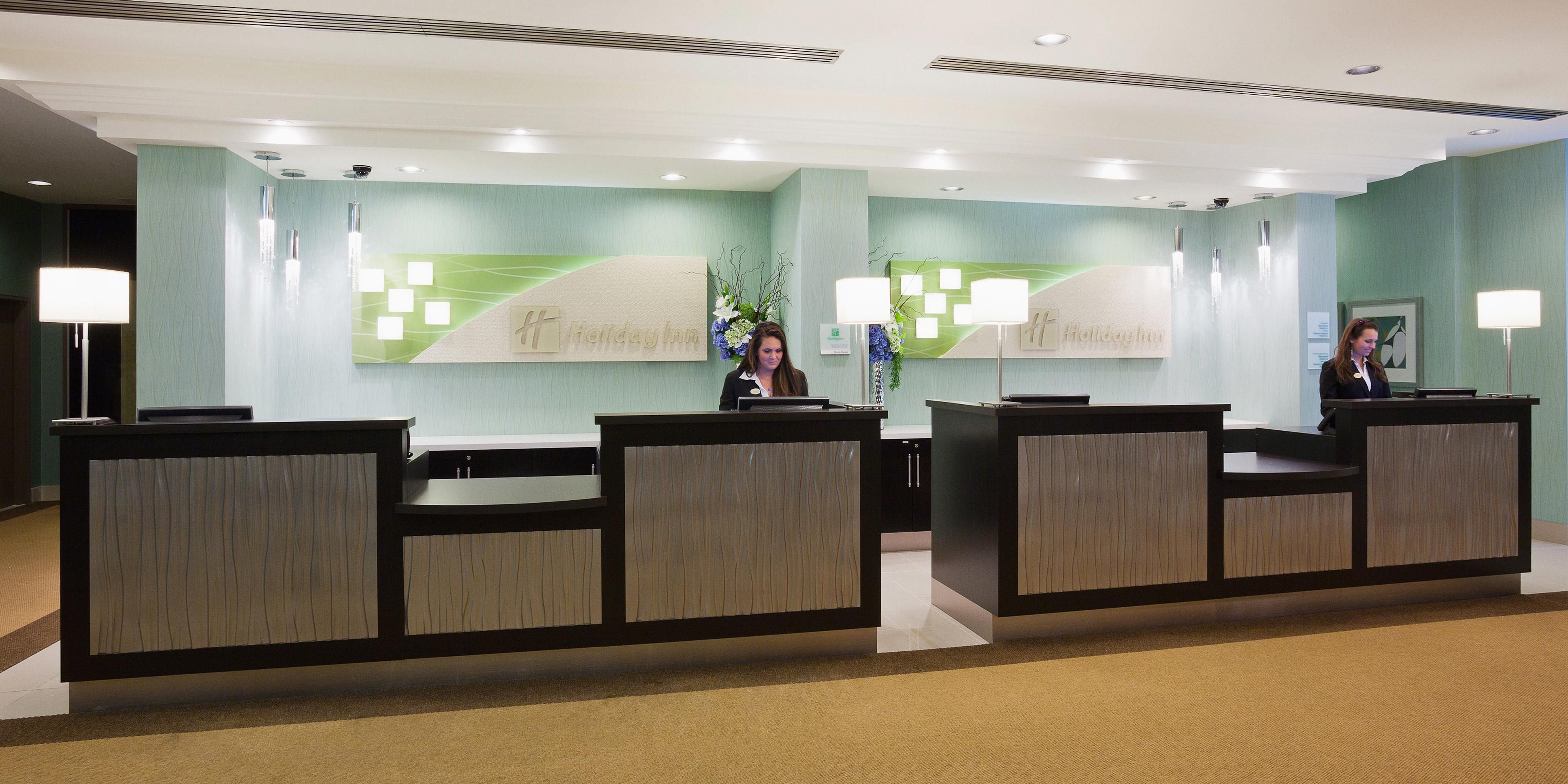 Holiday Inn Hotel Suites Pointe Claire Montreal Airport