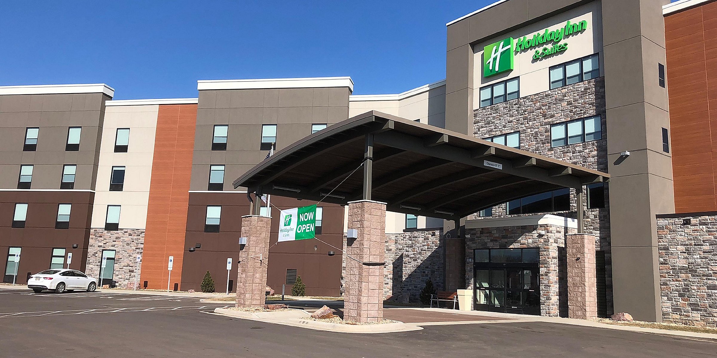 Sioux Falls Airport Hotels Holiday Inn Suites Sioux Falls