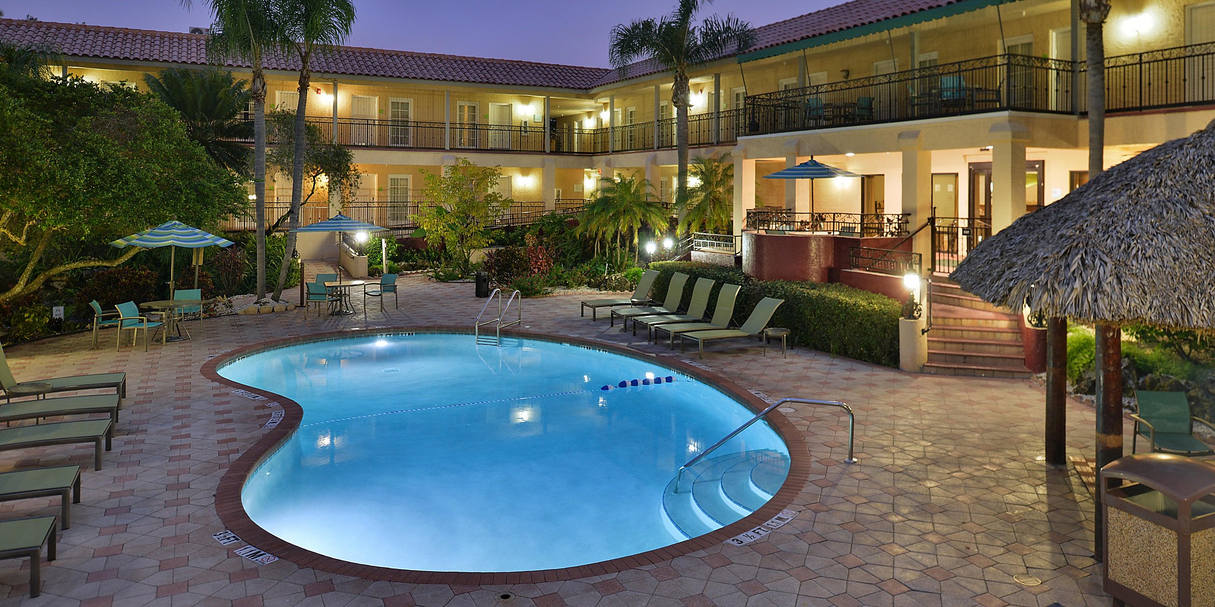 Busch Gardens Hotels Holiday Inn Suites Tampa N Busch