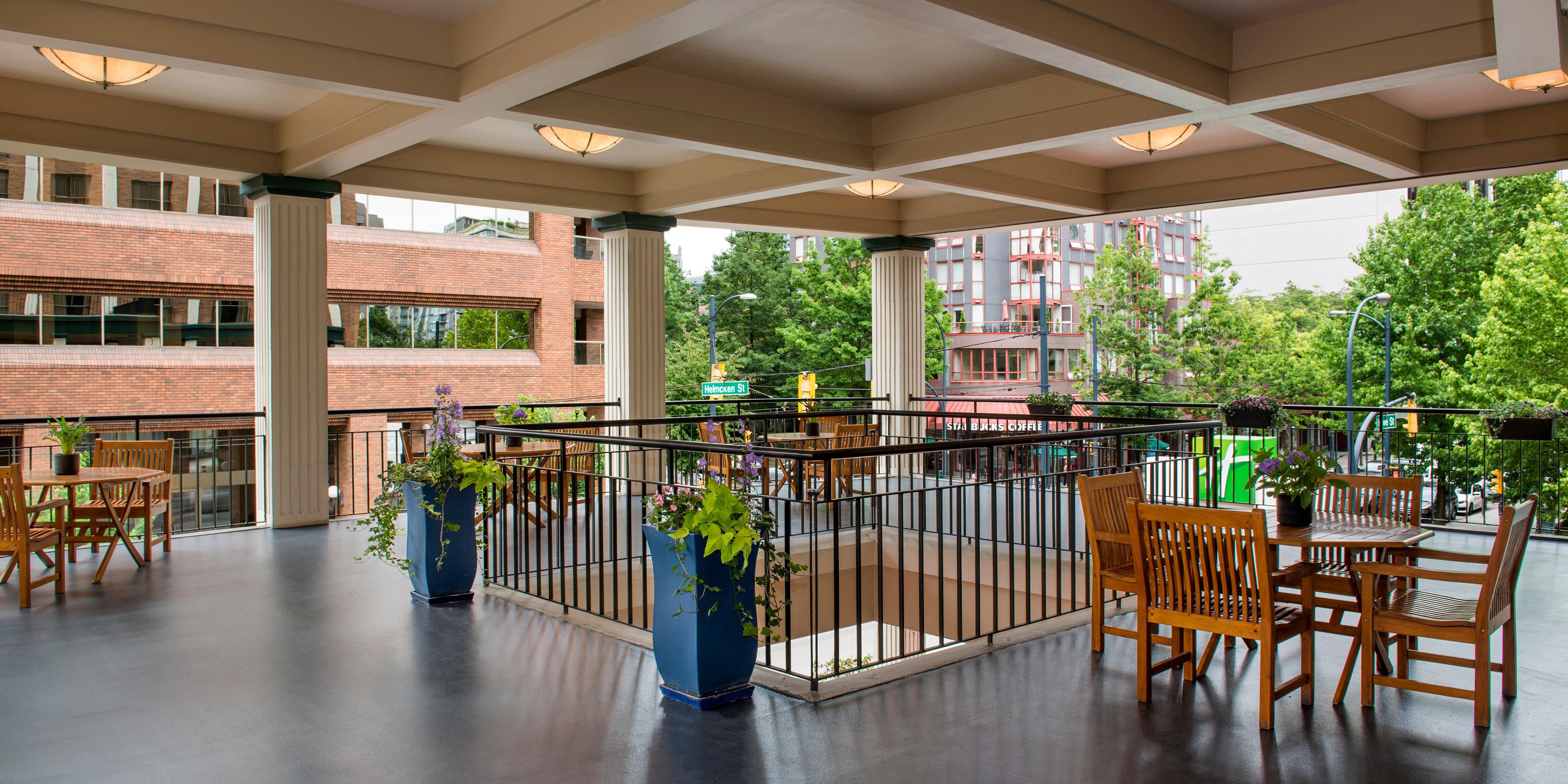 Holiday Inn Hotel Suites Vancouver Downtown Hotel By Ihg