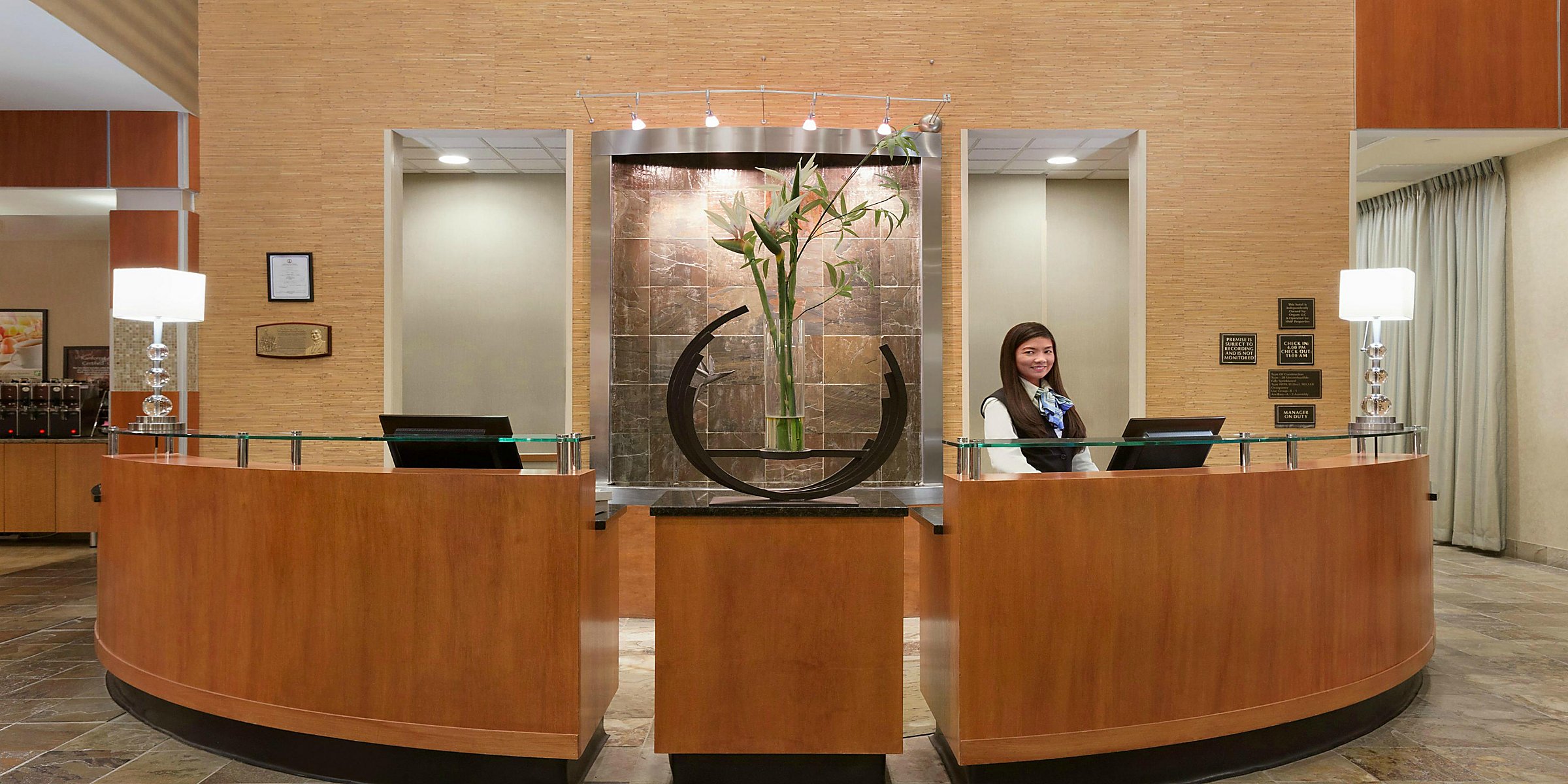 Virginia Hotel Near Busch Gardens Holiday Inn Suites