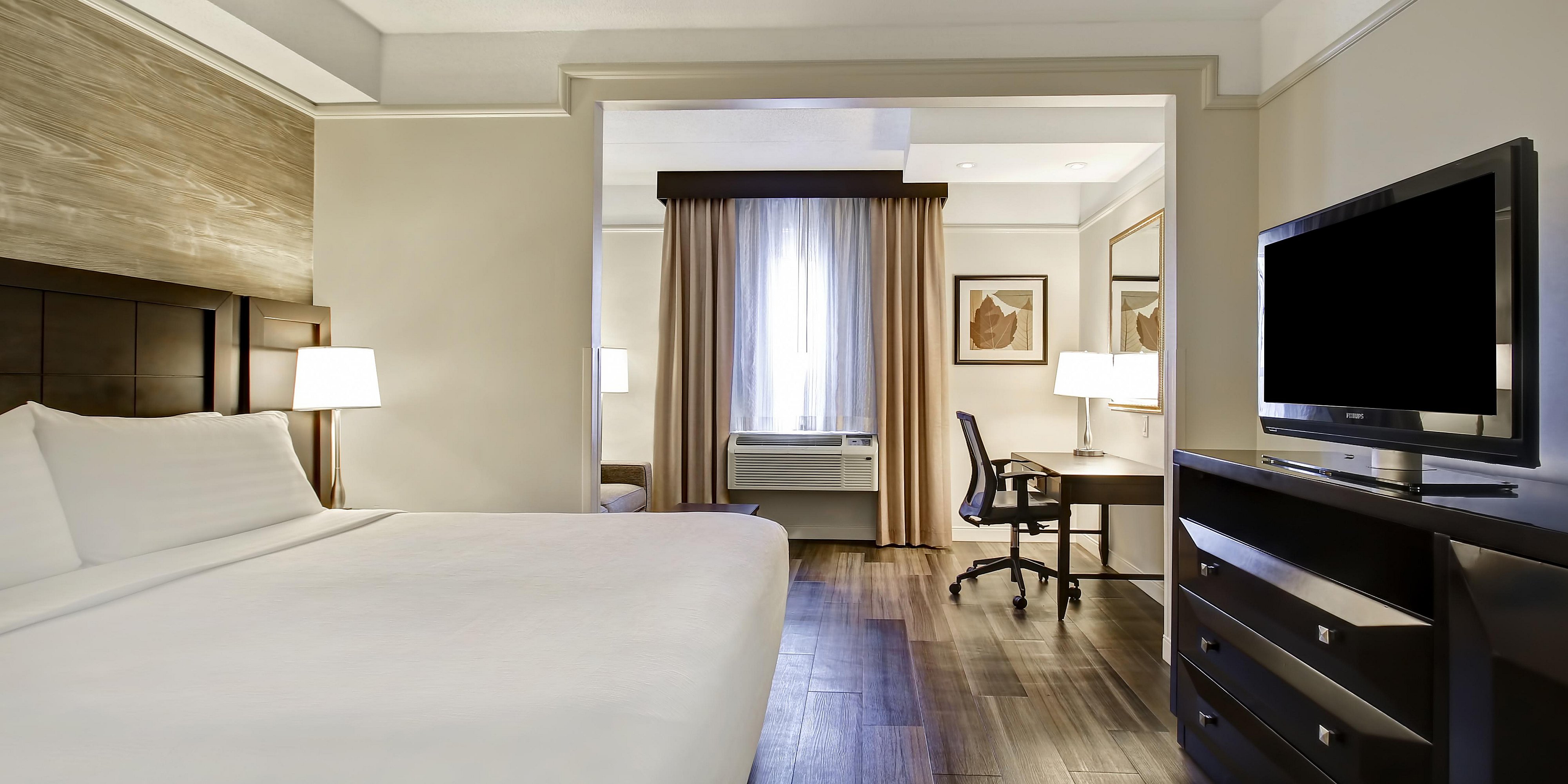 Holiday Inn Hotel Suites Windsor Ambassador Bridge Ihg Hotel