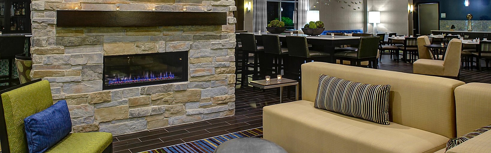 Kid Friendly Hotel With Indoor Pool Holiday Inn Indianapolis Carmel