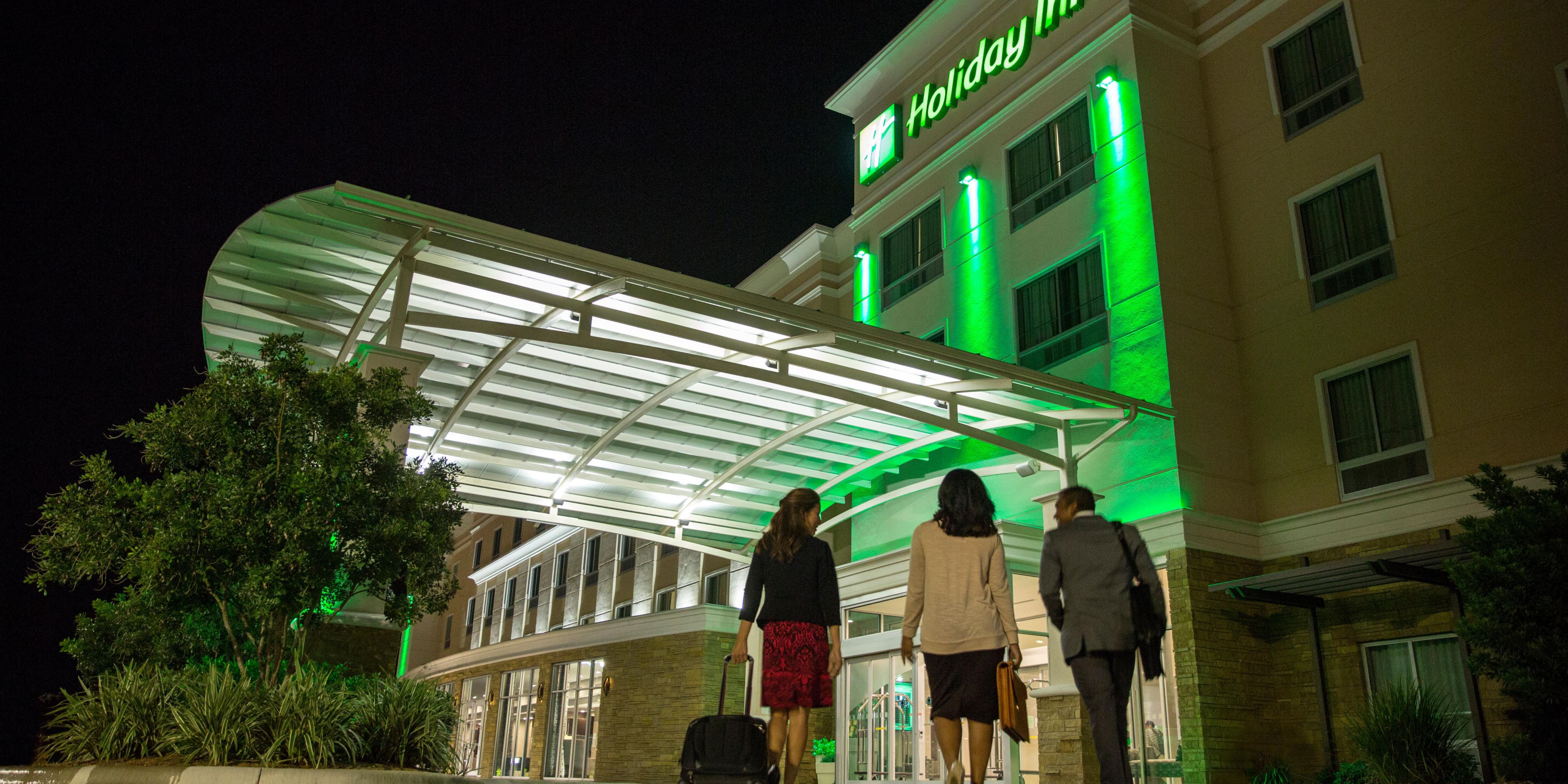 Hotels Near Kansas City Airport Holiday Inn Kansas City Northeast