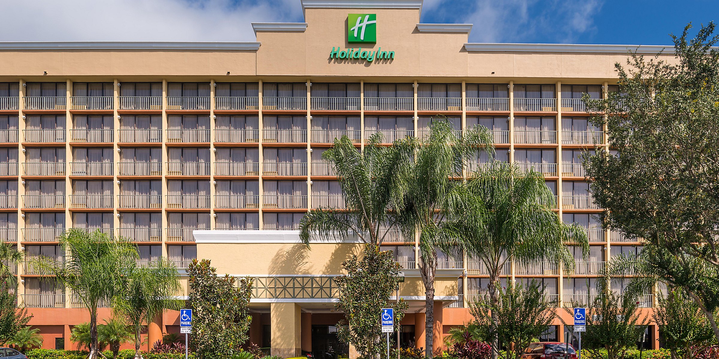 Kid Friendly Hotels In Orlando Florida Holiday Inn Suites