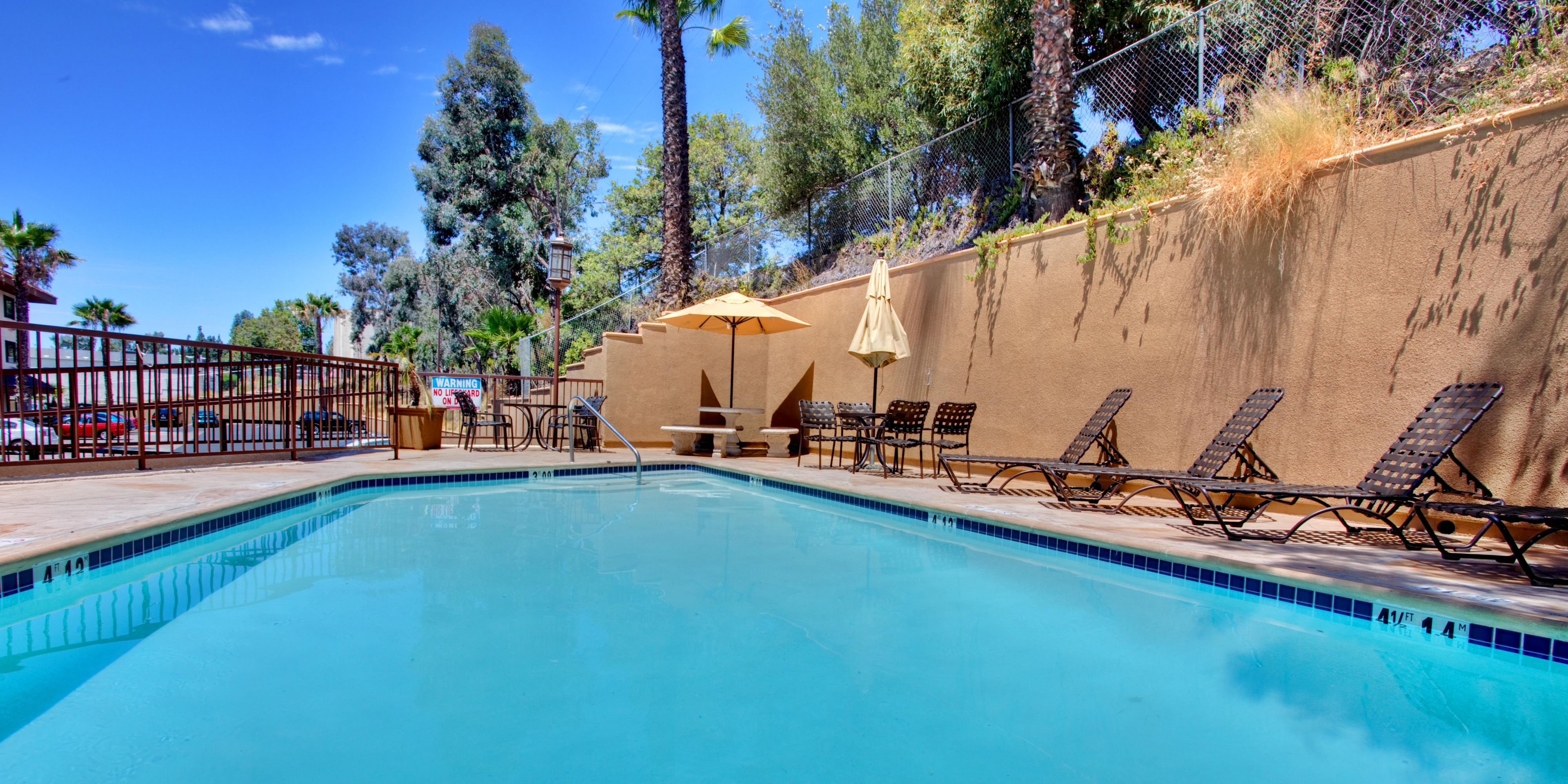Hotels In La Mesa Ca Holiday Inn San Diego La Mesa
