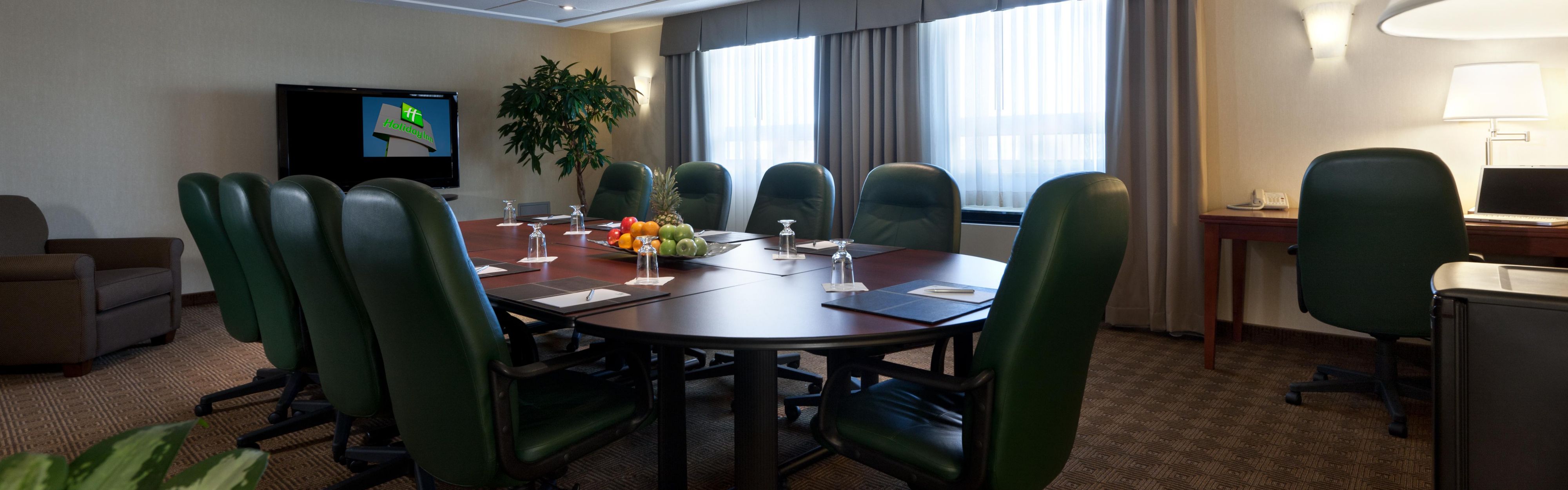 Holiday Inn Laval Montreal Hotel Groups Meeting Rooms Available