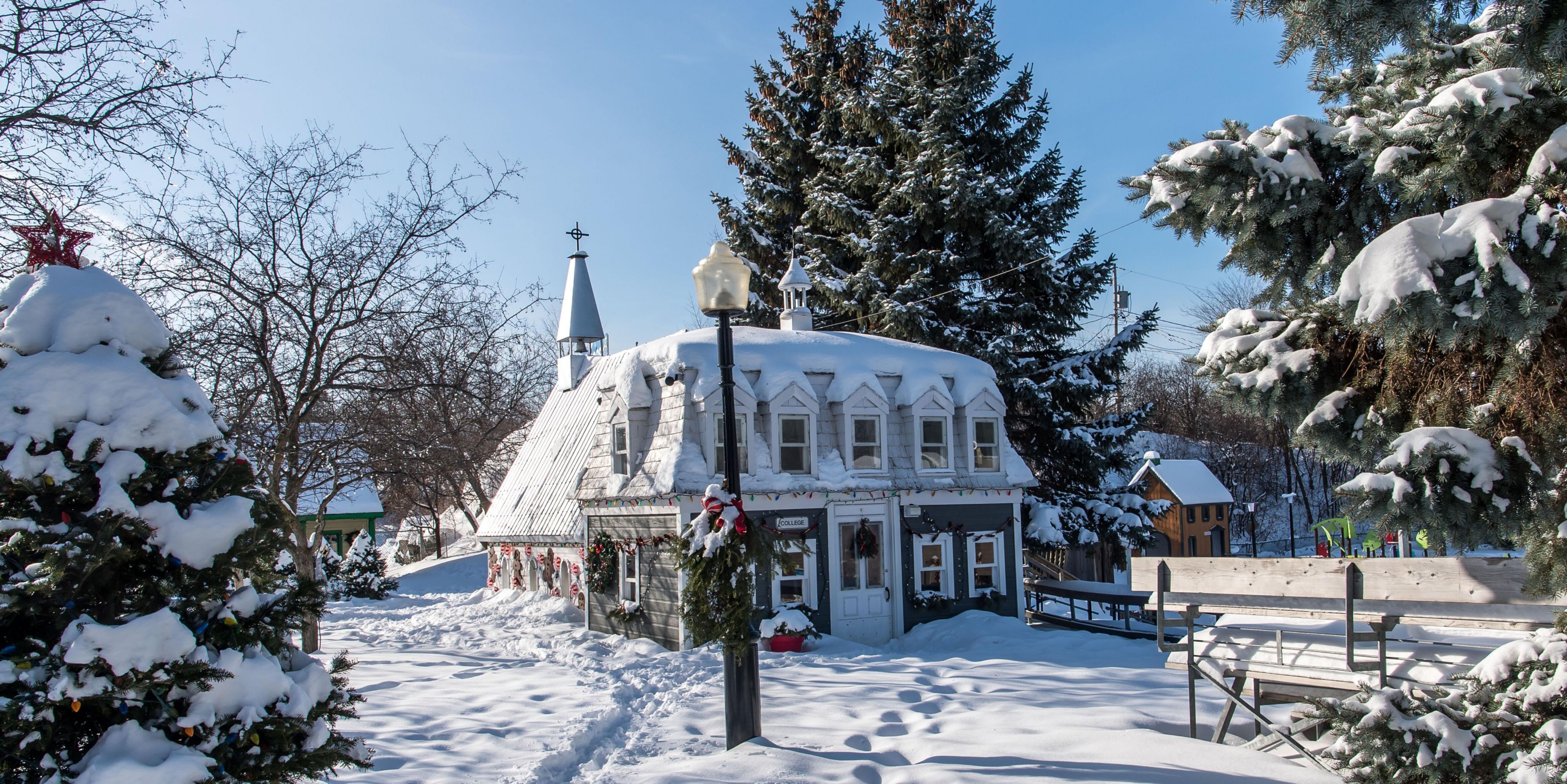 Holiday Inn Laval Montreal Hotel By Ihg