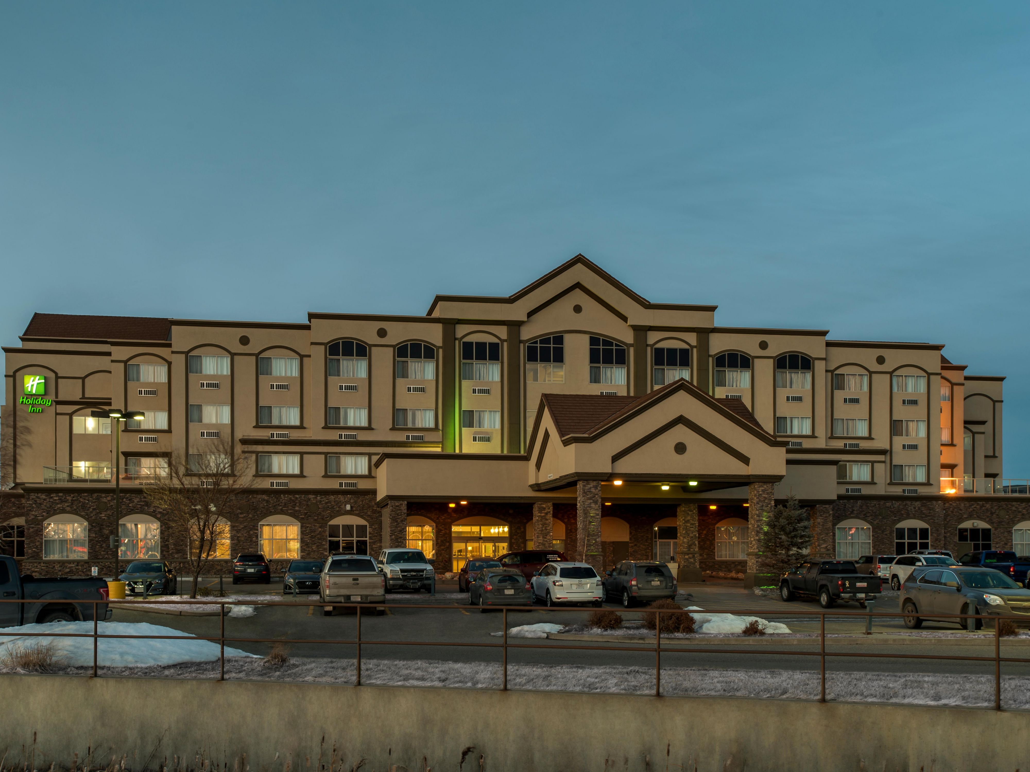 Find Lethbridge Hotels Top 2 Hotels In Lethbridge Ab By Ihg - 