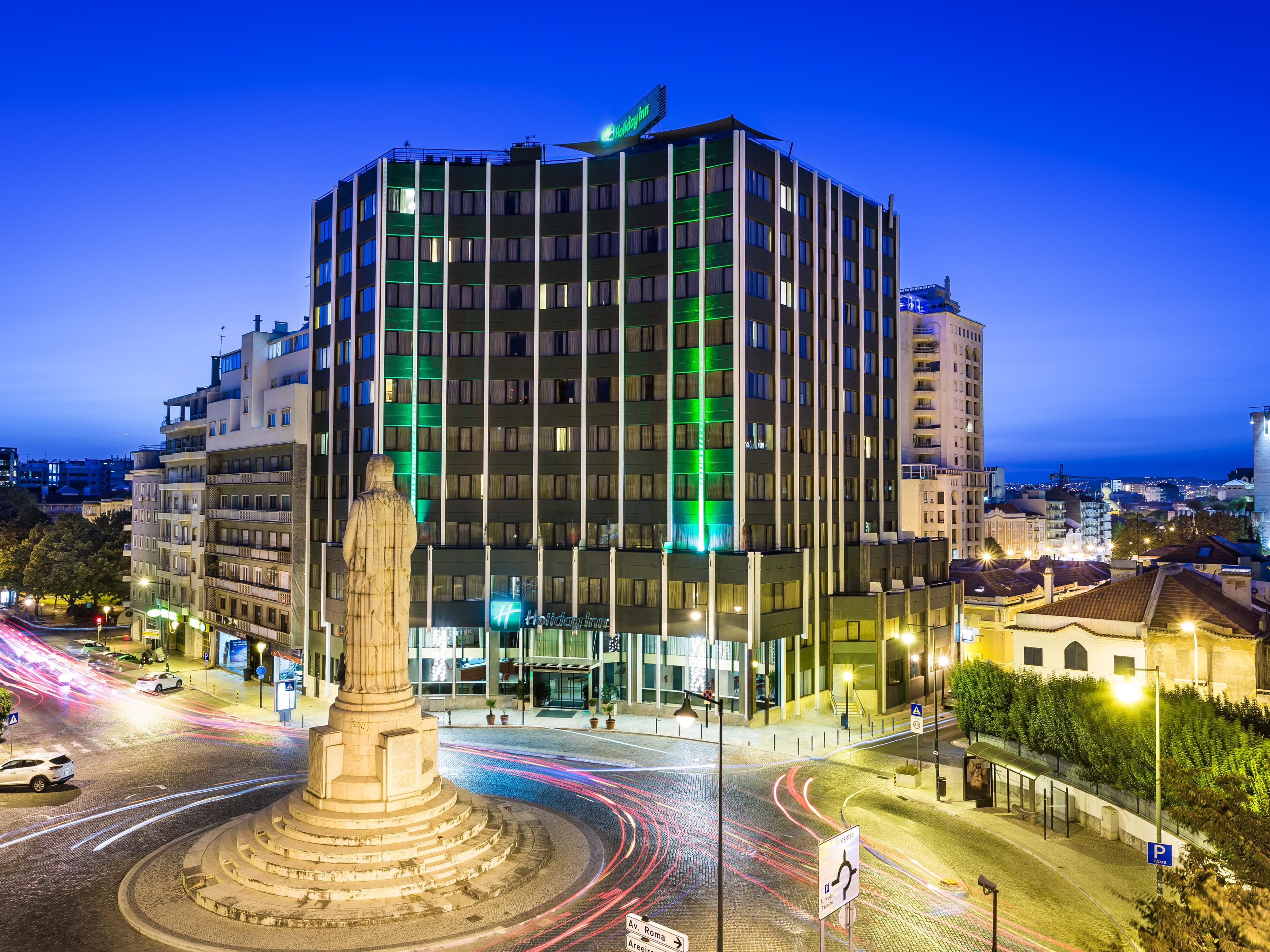 Hotels Near Lisbon Airport: Holiday Inn Hotel Lisbon