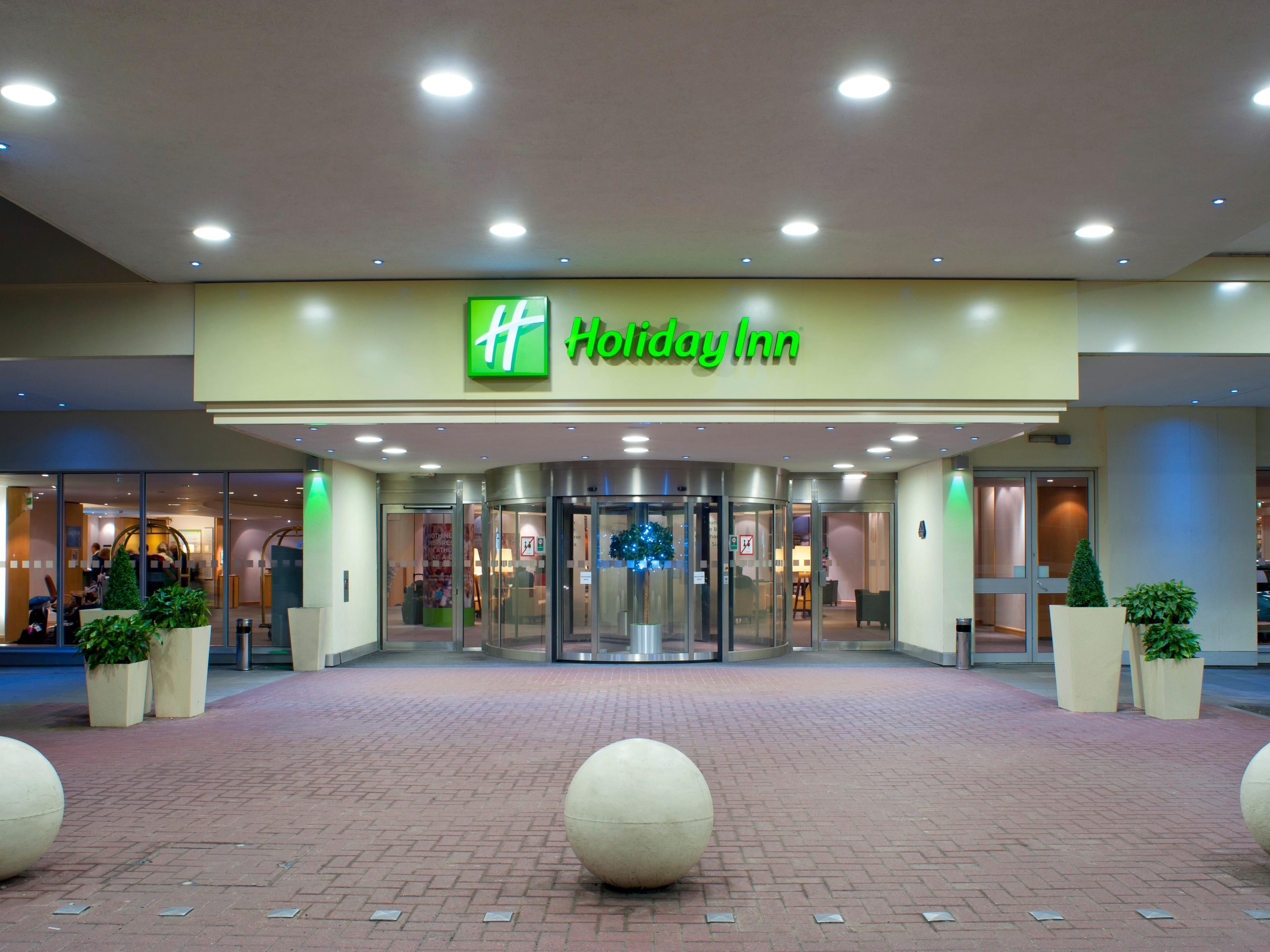 Airport Hotel  Holiday Inn London Heathrow M4  Jct