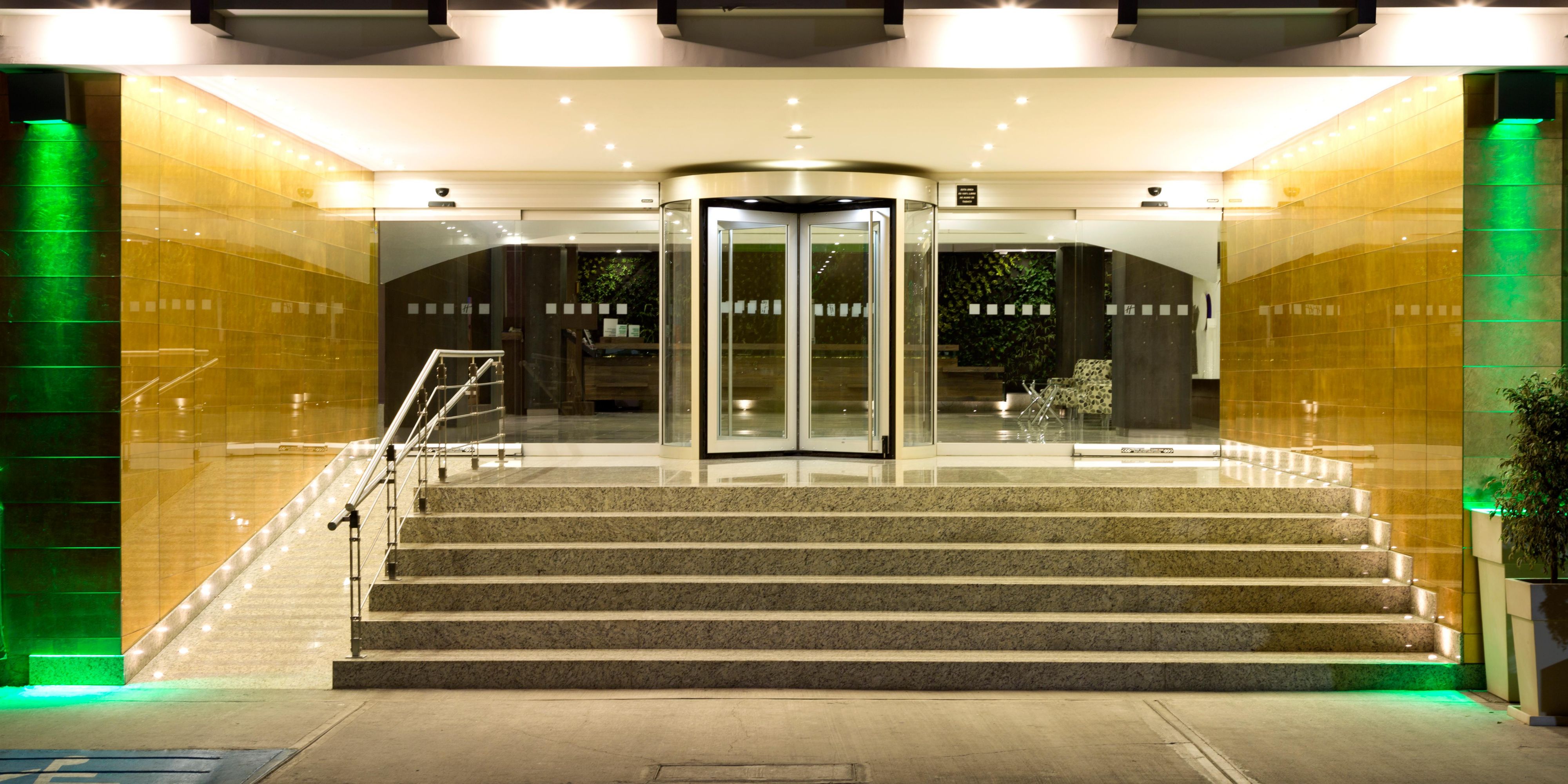 Downtown Mexico City Hotel Near Forum Buenavista Holiday - 