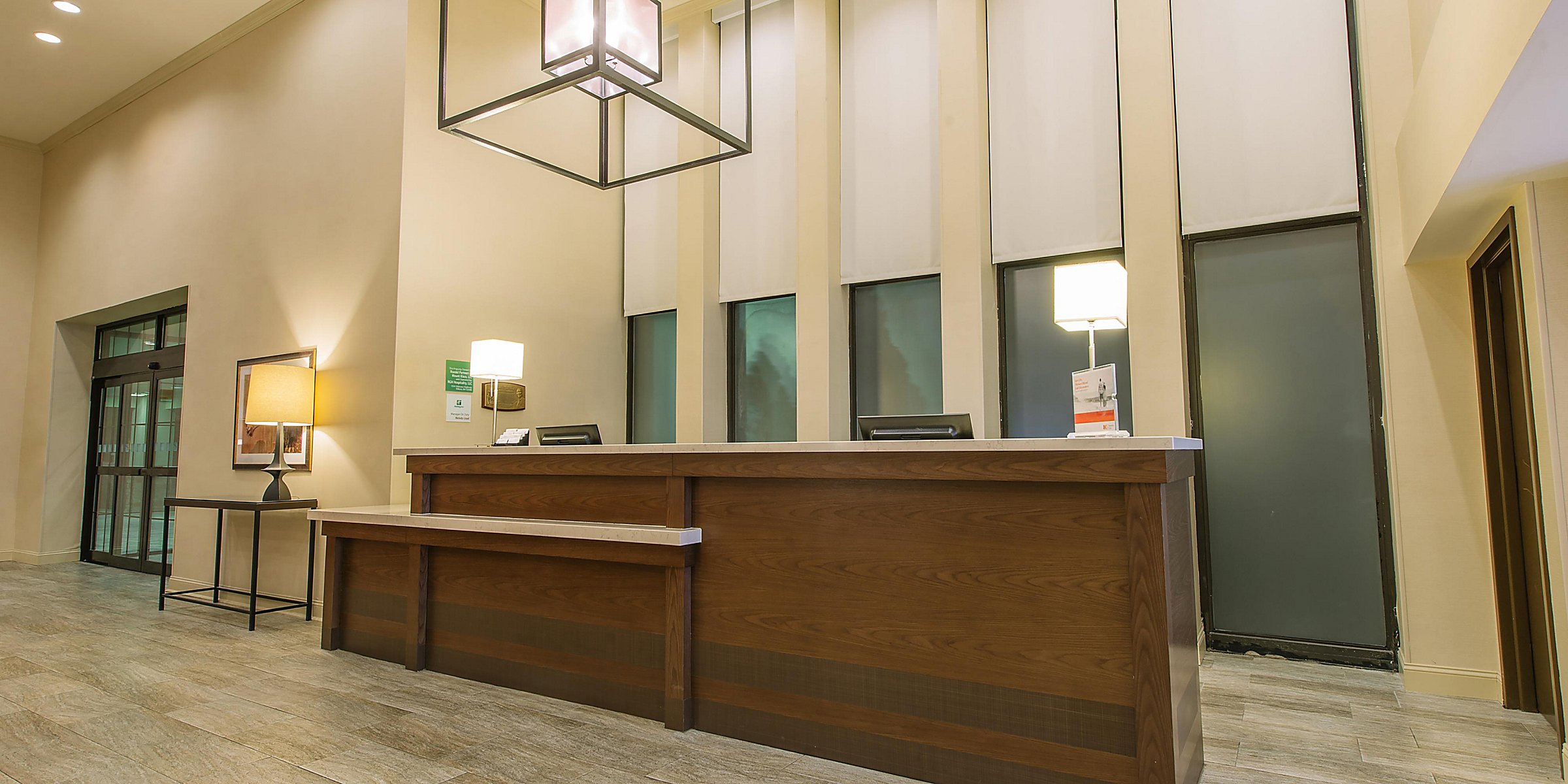 Family Mt Kisco Hotels In New York City Holiday Inn Mt Kisco