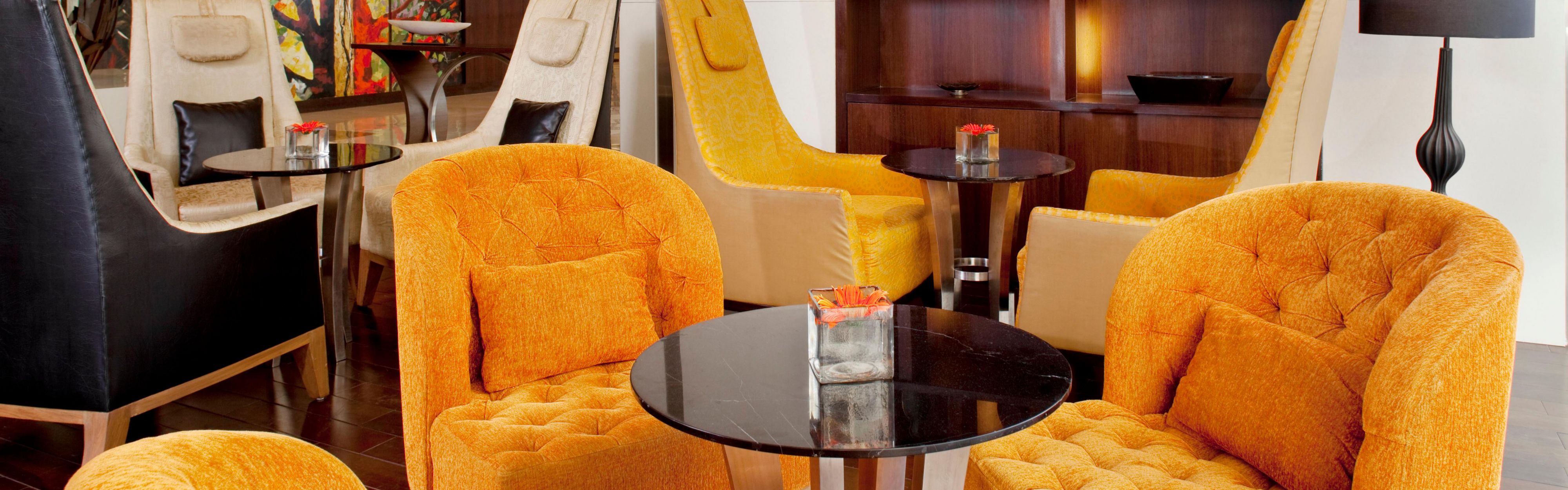 Restaurants Near Holiday Inn Mumbai International Airport