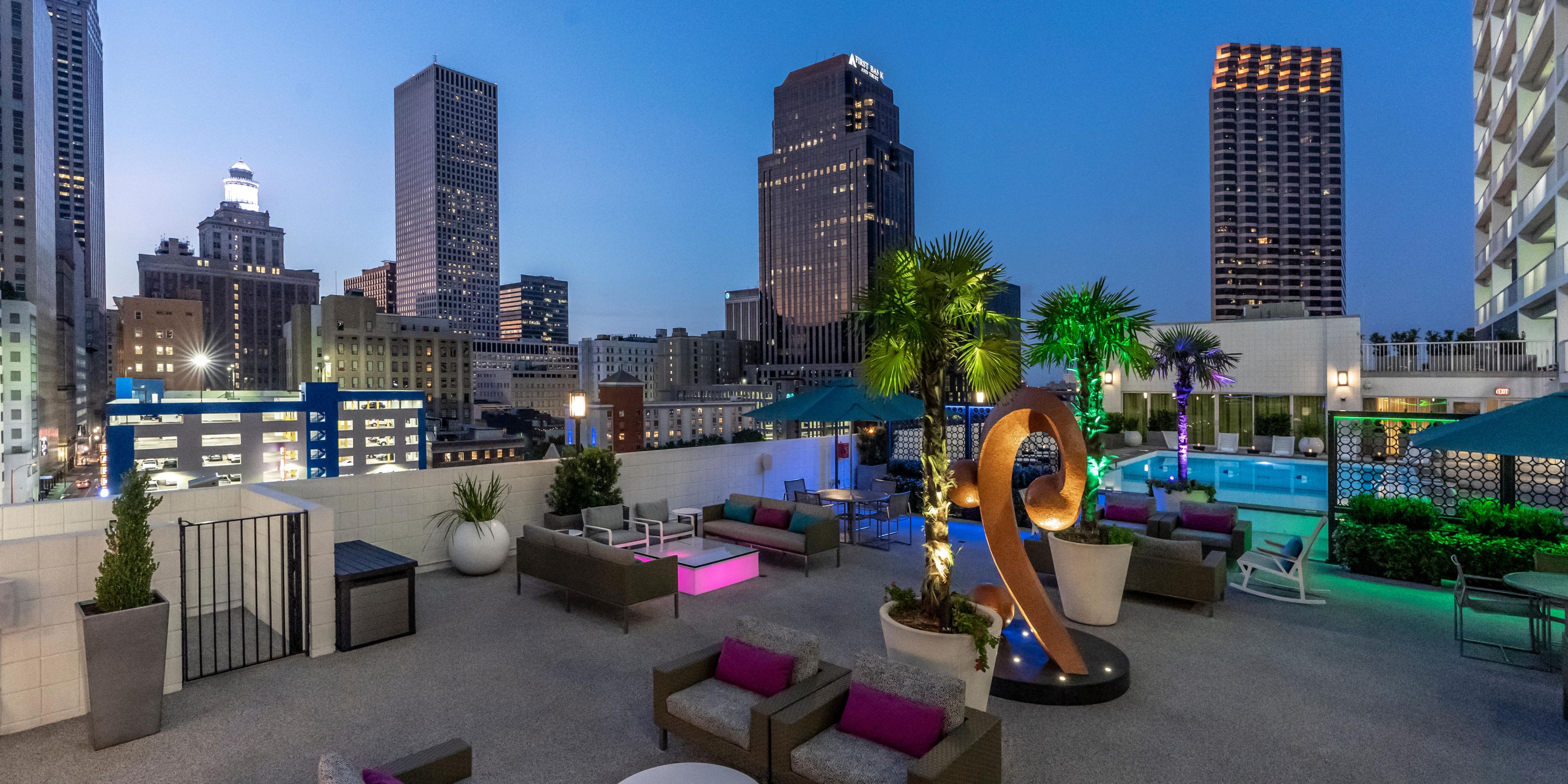 Hotels Near Mercedes Benz Superdome Holiday Inn New Orleans