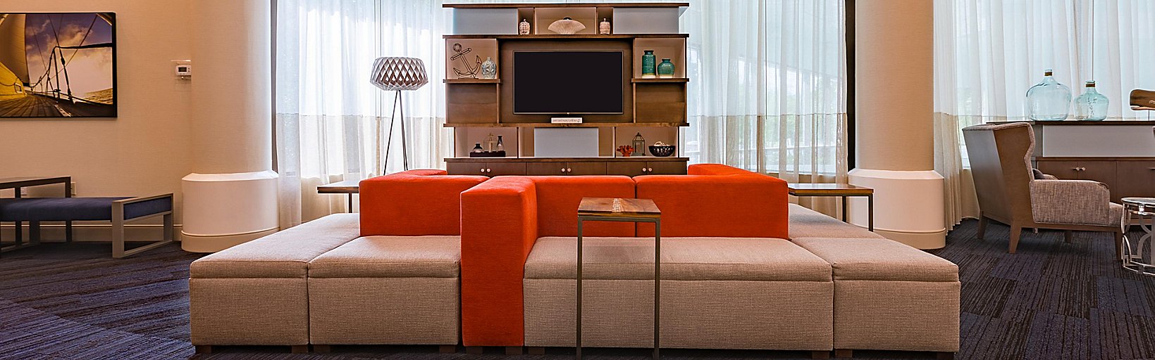 Holiday Inn Newport News Hampton Va Hotels In Newport