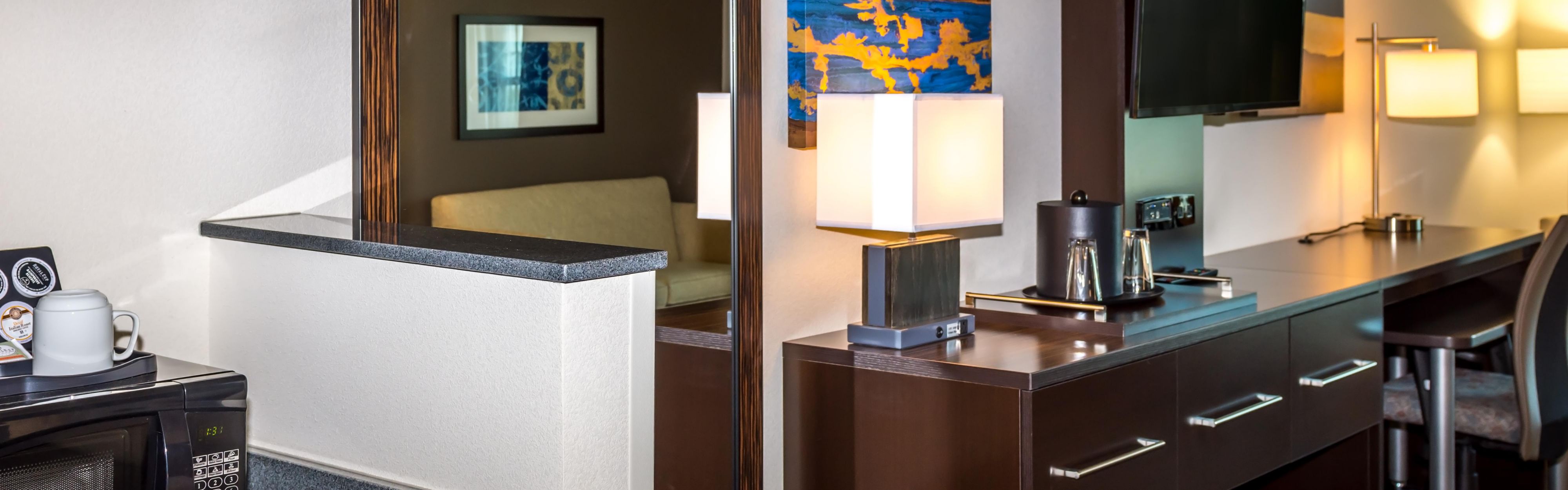 Holiday Inn Paducah Room Pictures Amenities