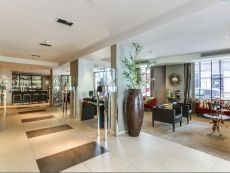 Holiday Inn 巴黎爱丽舍假日酒店 in Paris, France