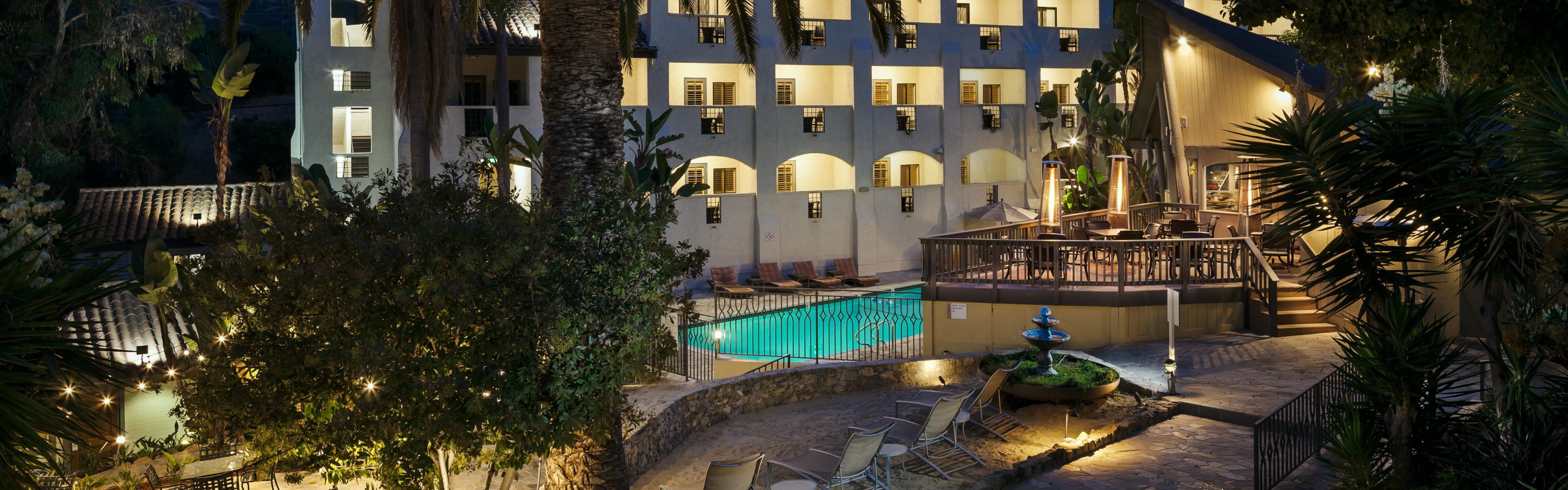 Catalina Island Hotels In Avalon Ca Holiday Inn Resort