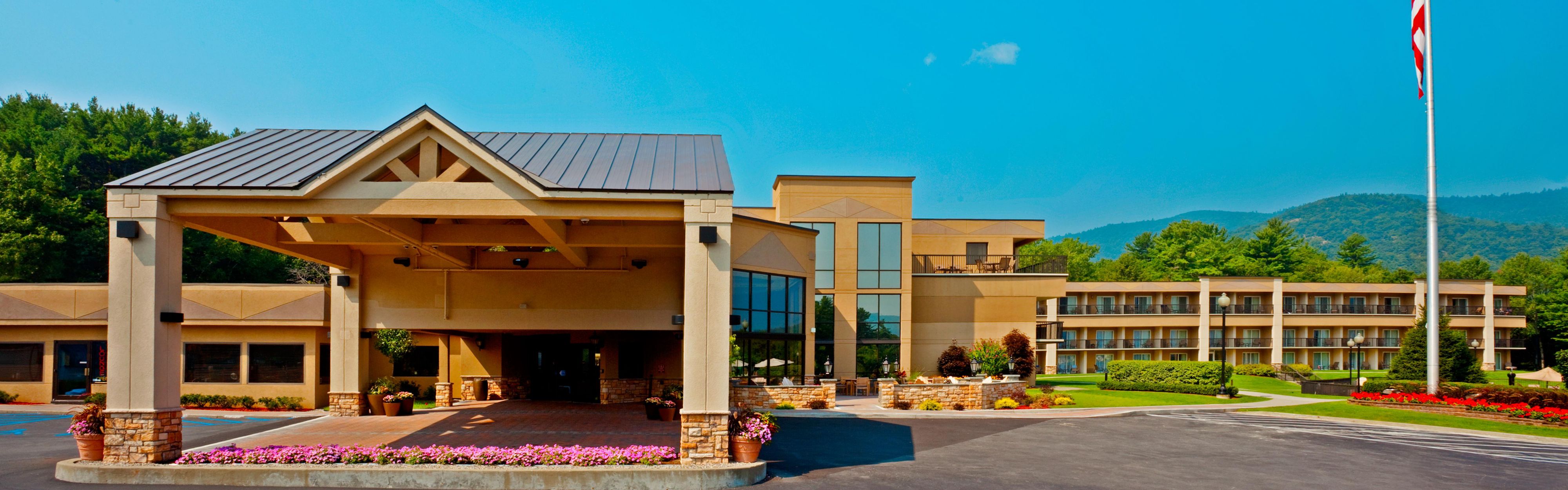 Holiday Inn Resort Lake George Water View Hotel By Ihg