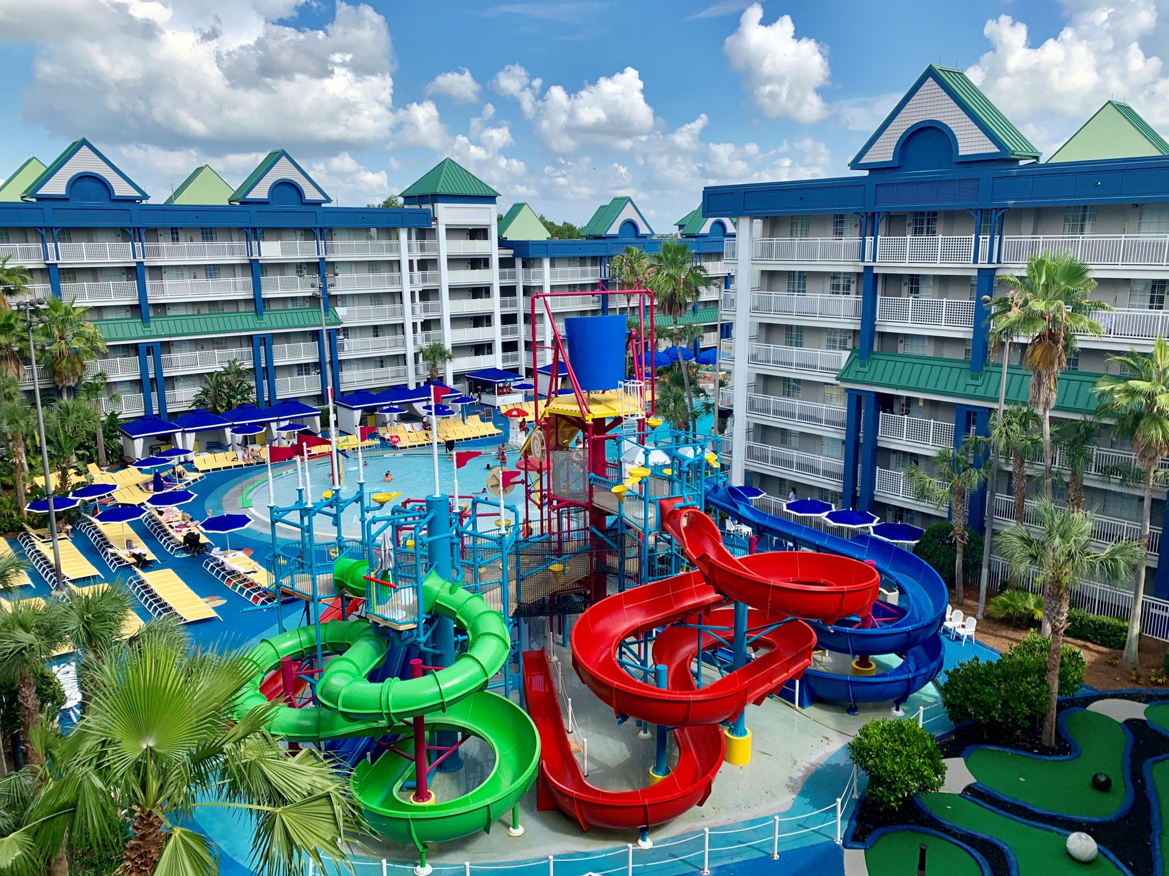 Holiday inn pool