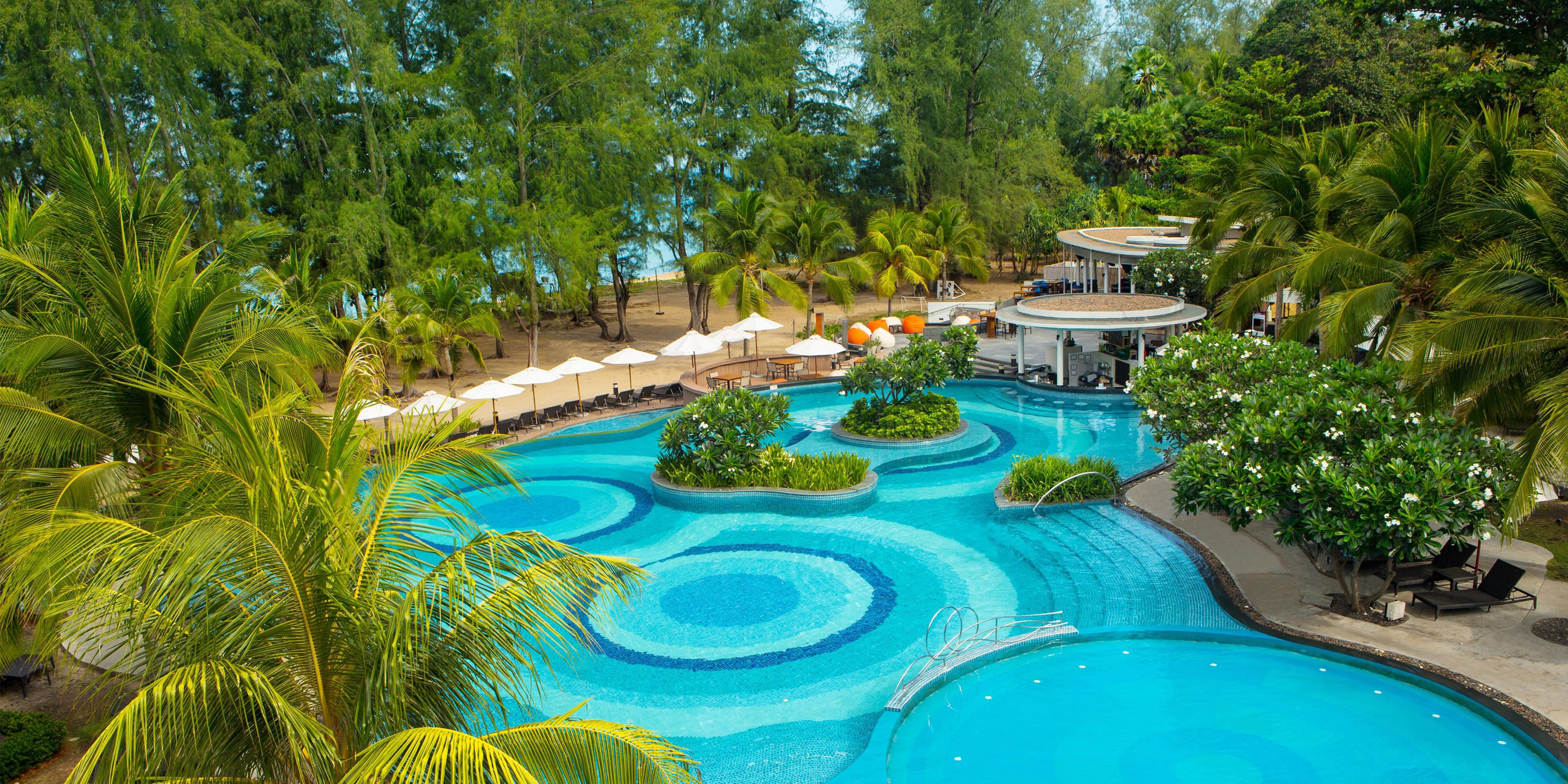 Meridien phuket mai khao beach resort. Пхукет отель Holiday Inn mai Khao. Holiday Inn Resort Phuket mai Khao Beach 4. Холидей ИНН Тайланд Пхукет. Холидей ИНН Тайланд Пхукет май Кхао.