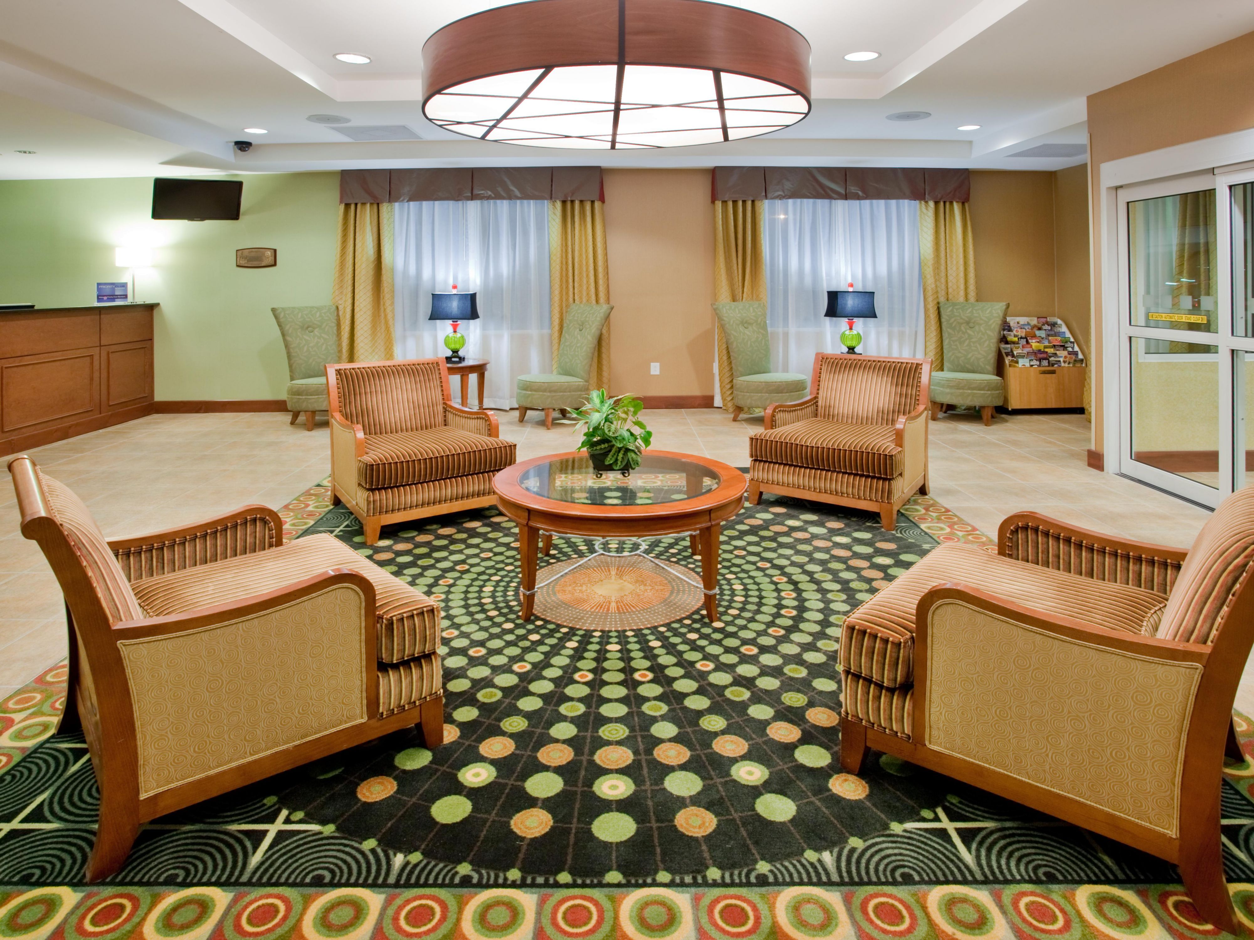 Holiday Inn Express Ashland Hotels Cheap Hotels In Ashland By Ihg