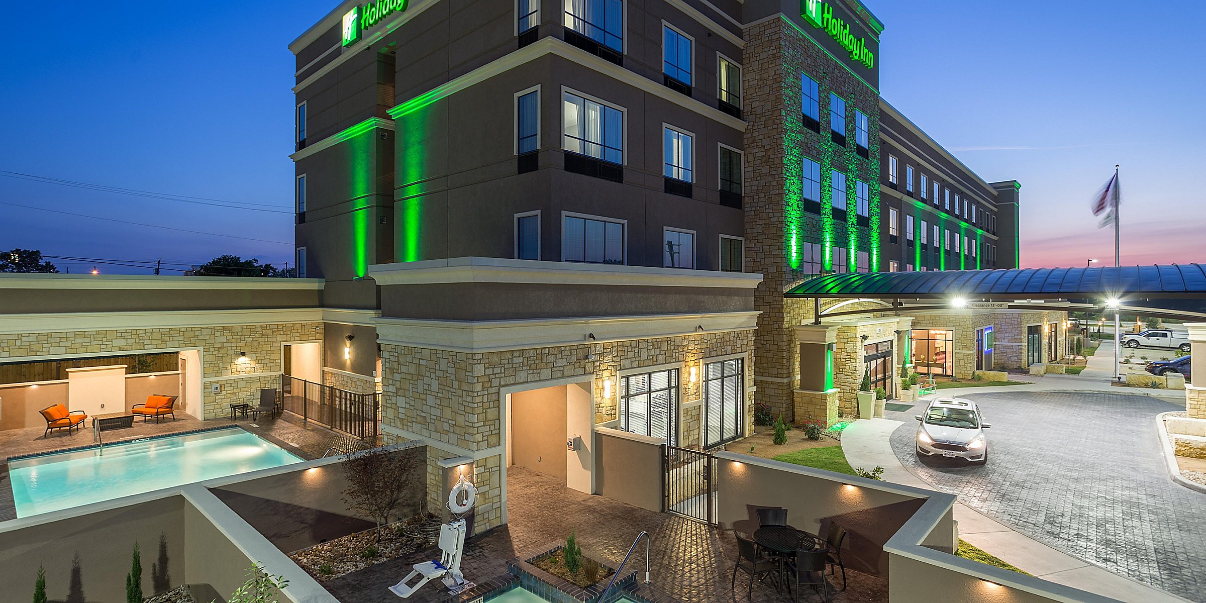 Holiday Inn Newest Full Service Hotel In San Marcos Tx