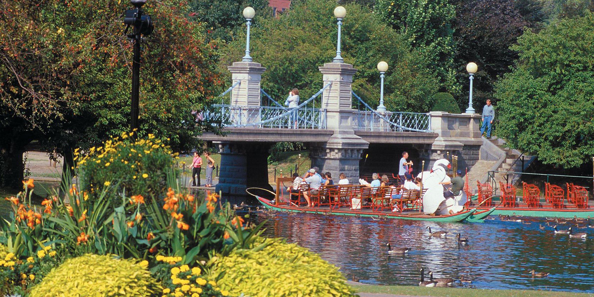 Hotels In Somerville Ma With Pools Near Bunker Hill Holiday Inn