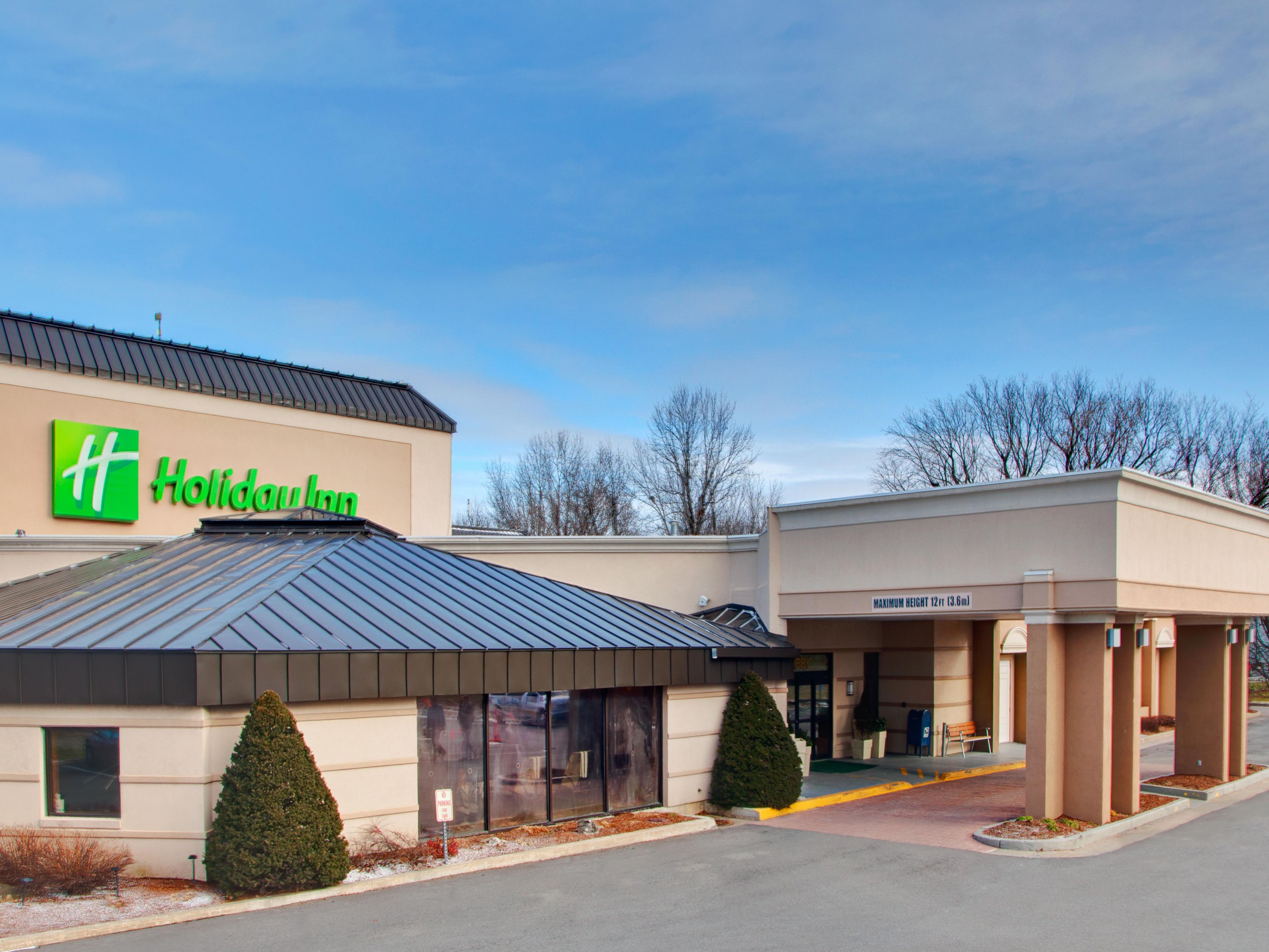 Burlington Vt Hotels Near Airport Holiday Inn Burlington