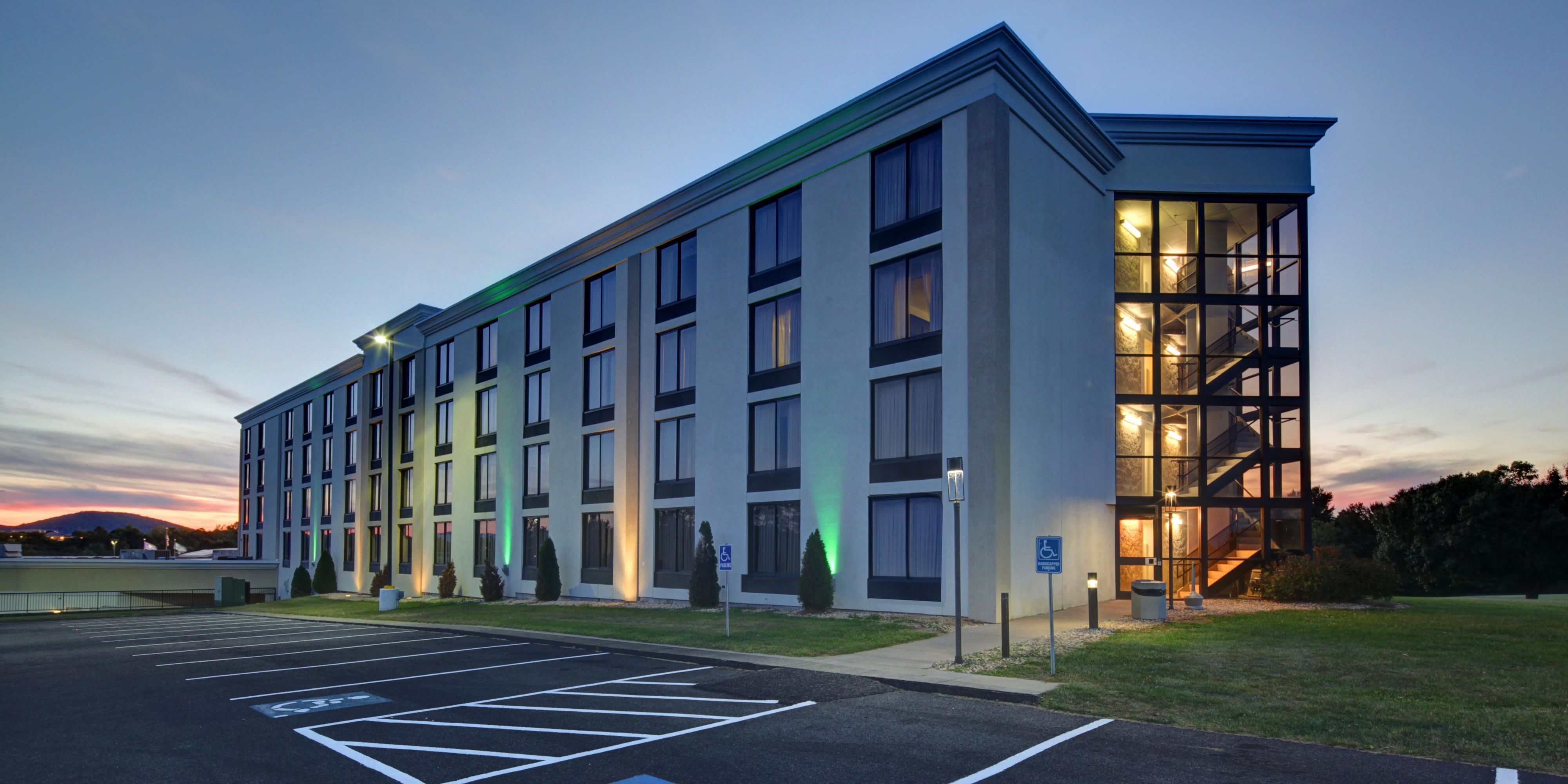Hotels Staunton Virginia Holiday Inn Staunton Conference Center