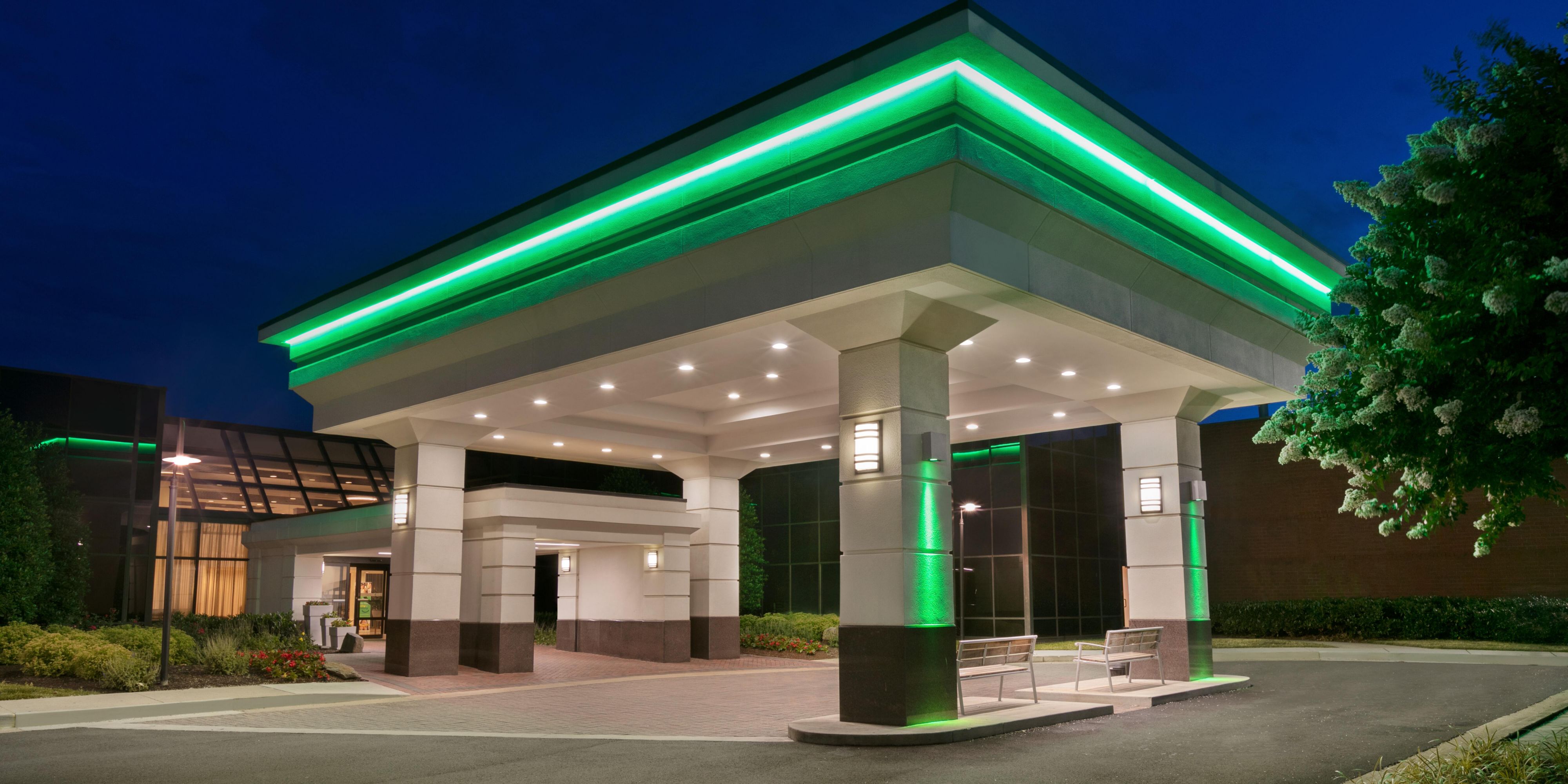 Pet Friendly Hotel Near Iad Holiday Inn Washington Dulles Intl