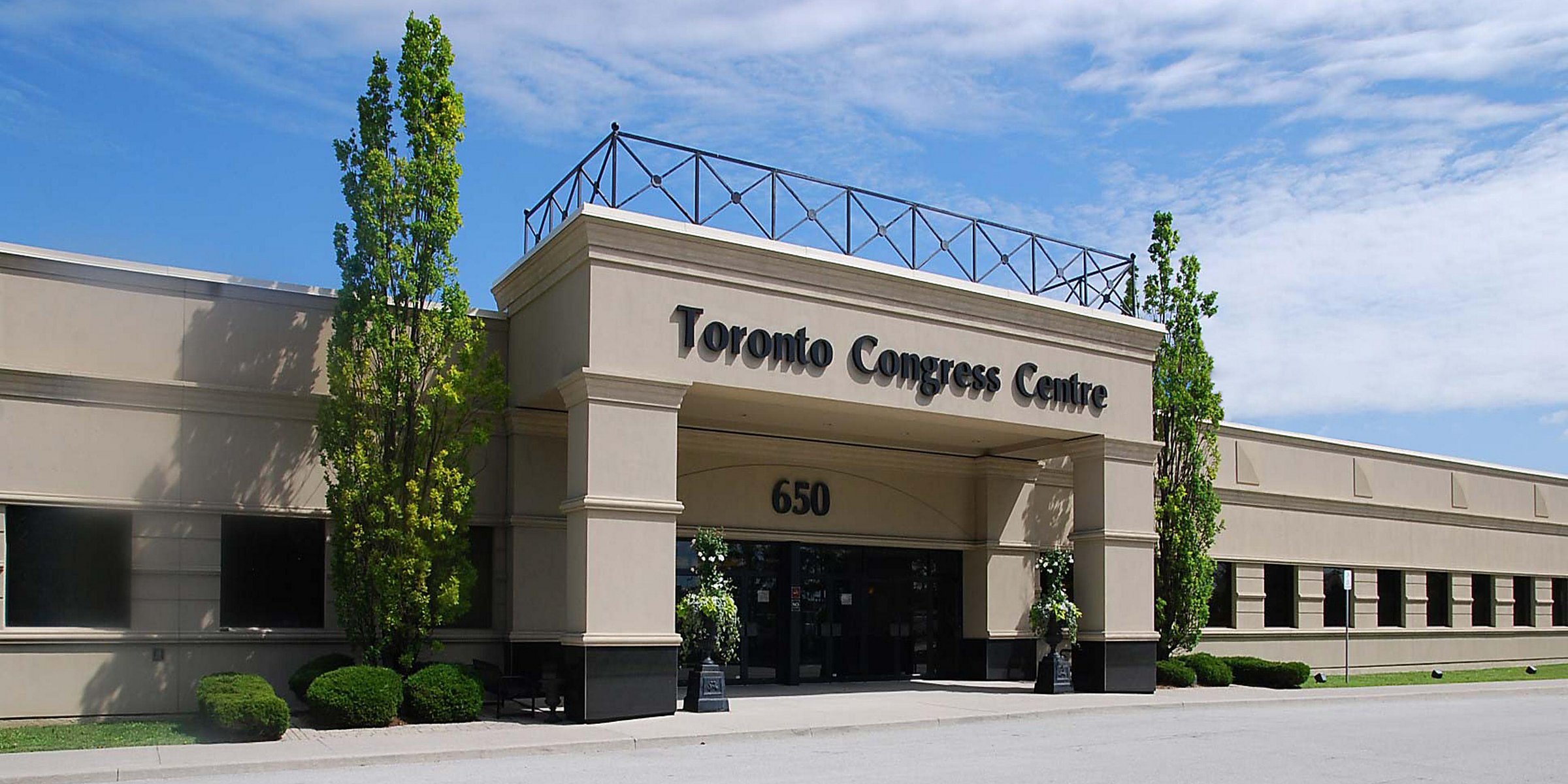 Hotels On Dixon Rd Near Toronto Airport Holiday Inn Toronto