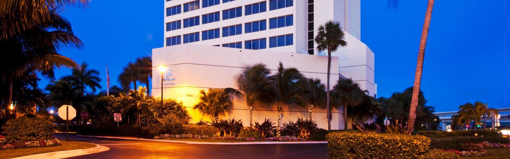 Hotel Palm Beach Airport 2018 World S Best Hotels