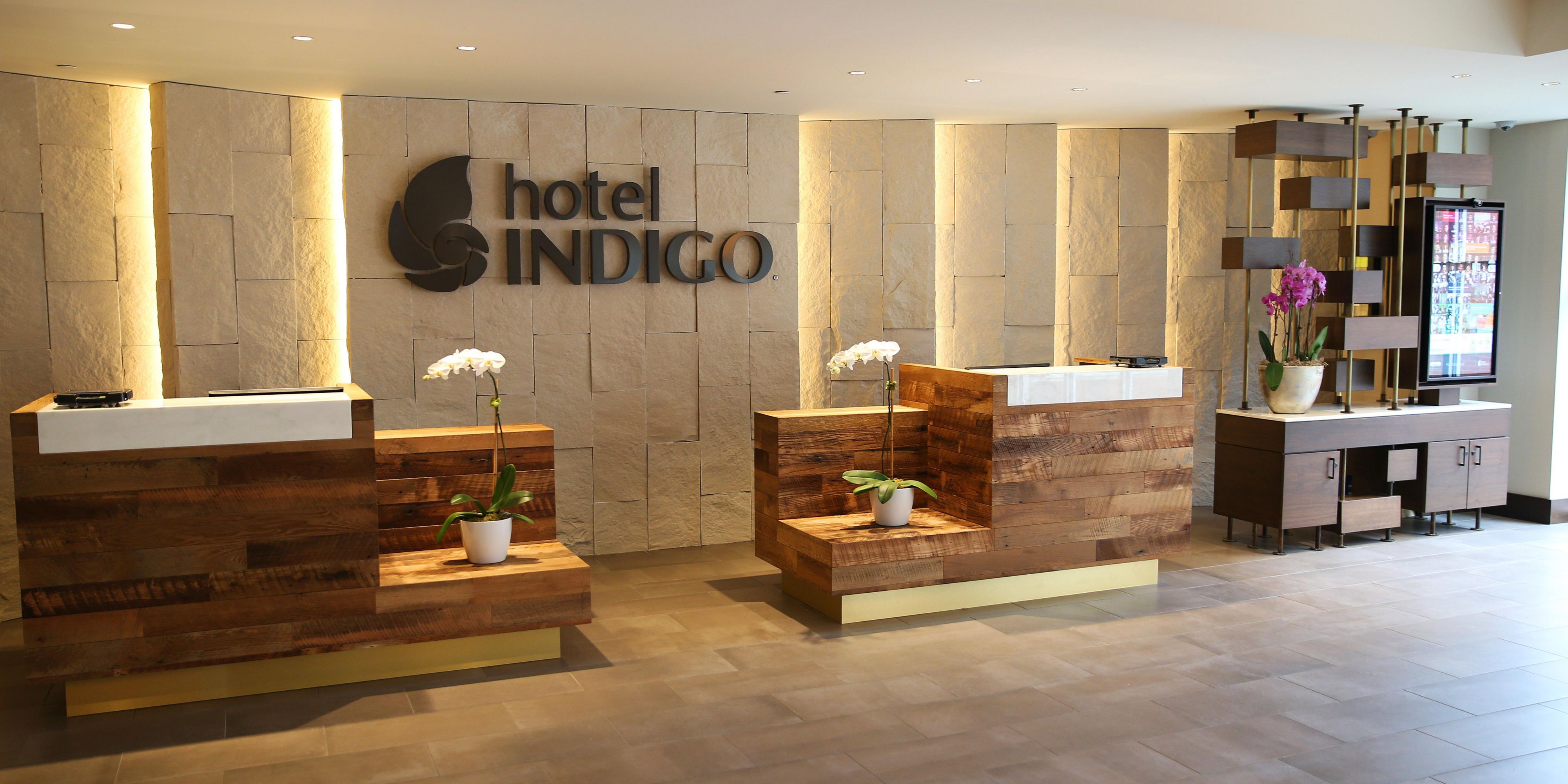 Hotel Indigo Naperville Riverwalk Naperville Il